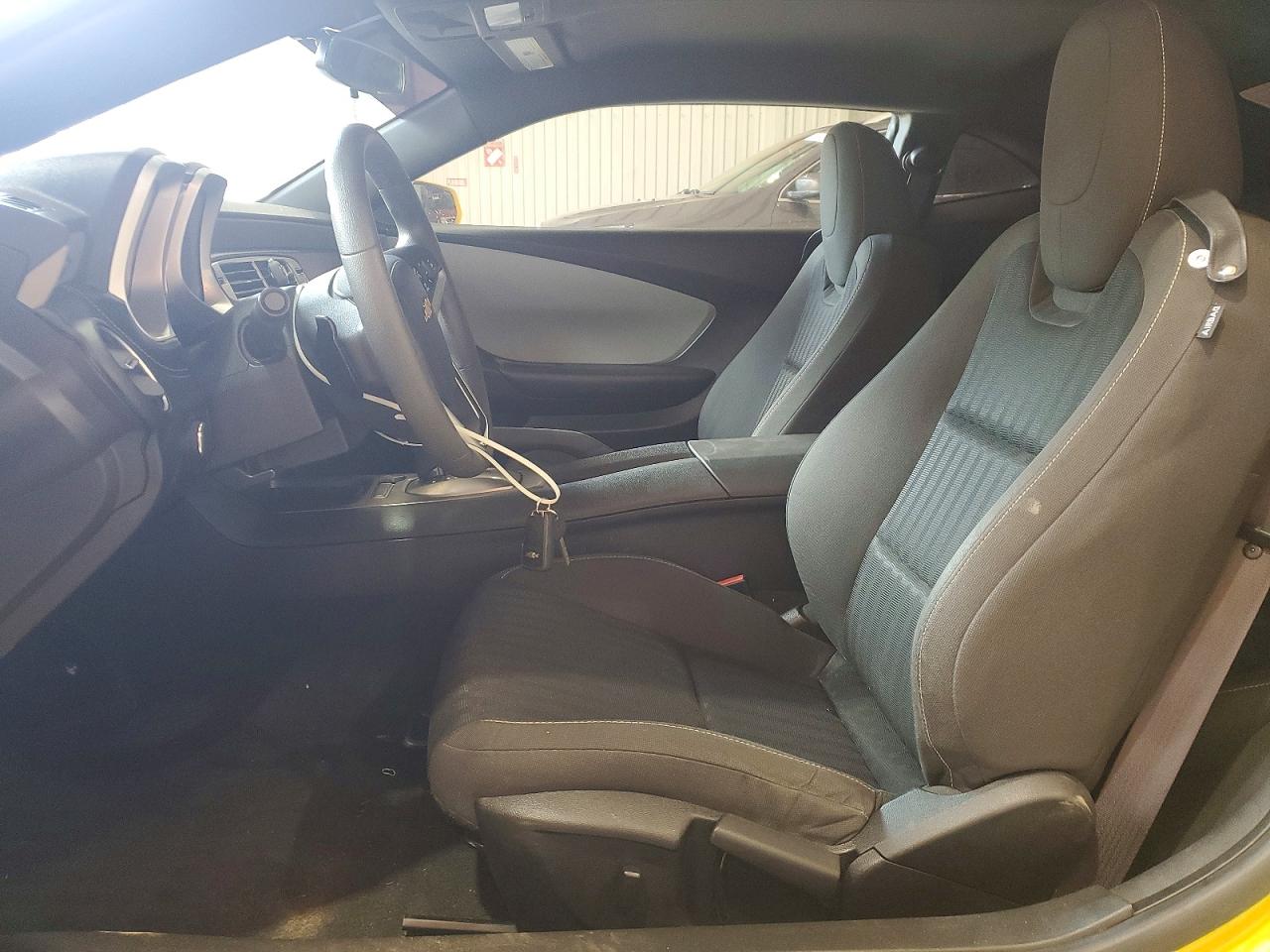 2015 Chevrolet Camaro Ls Yellow vin: 2G1FB1E38F9301569