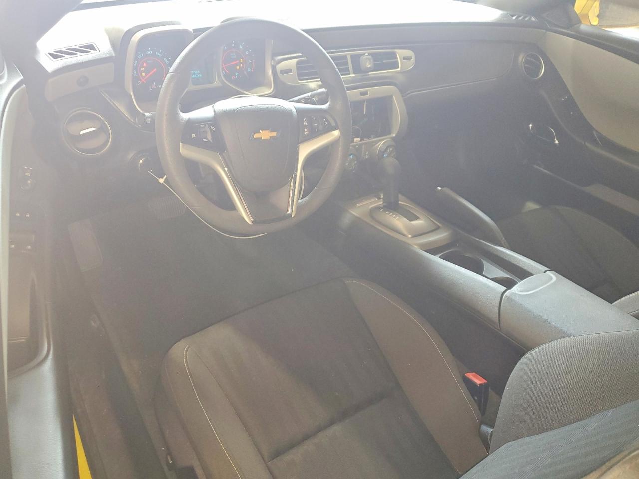 2015 Chevrolet Camaro Ls Yellow vin: 2G1FB1E38F9301569