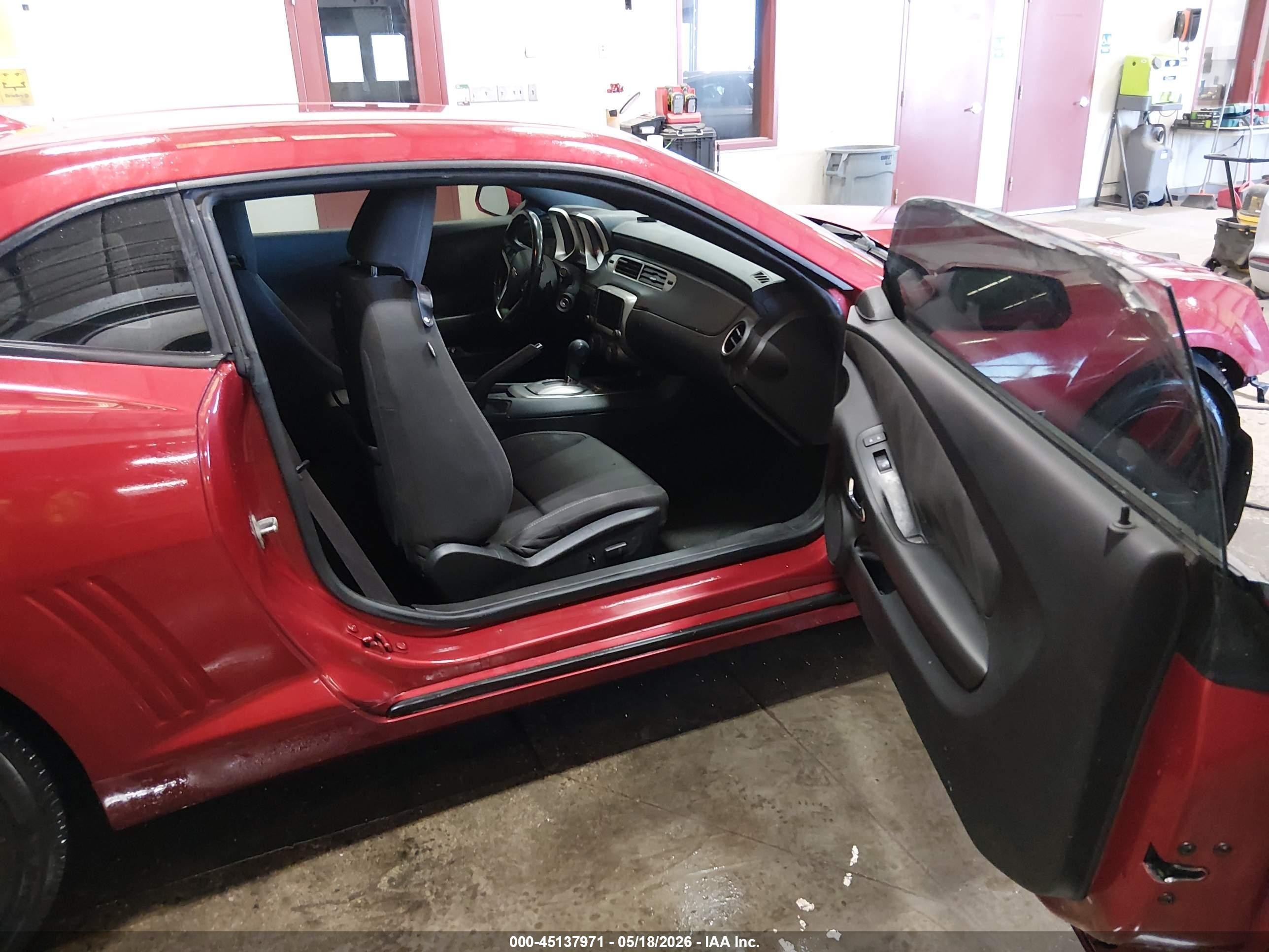 2013 Chevrolet Camaro 1lt Red vin: 2G1FB1E3XD9245745