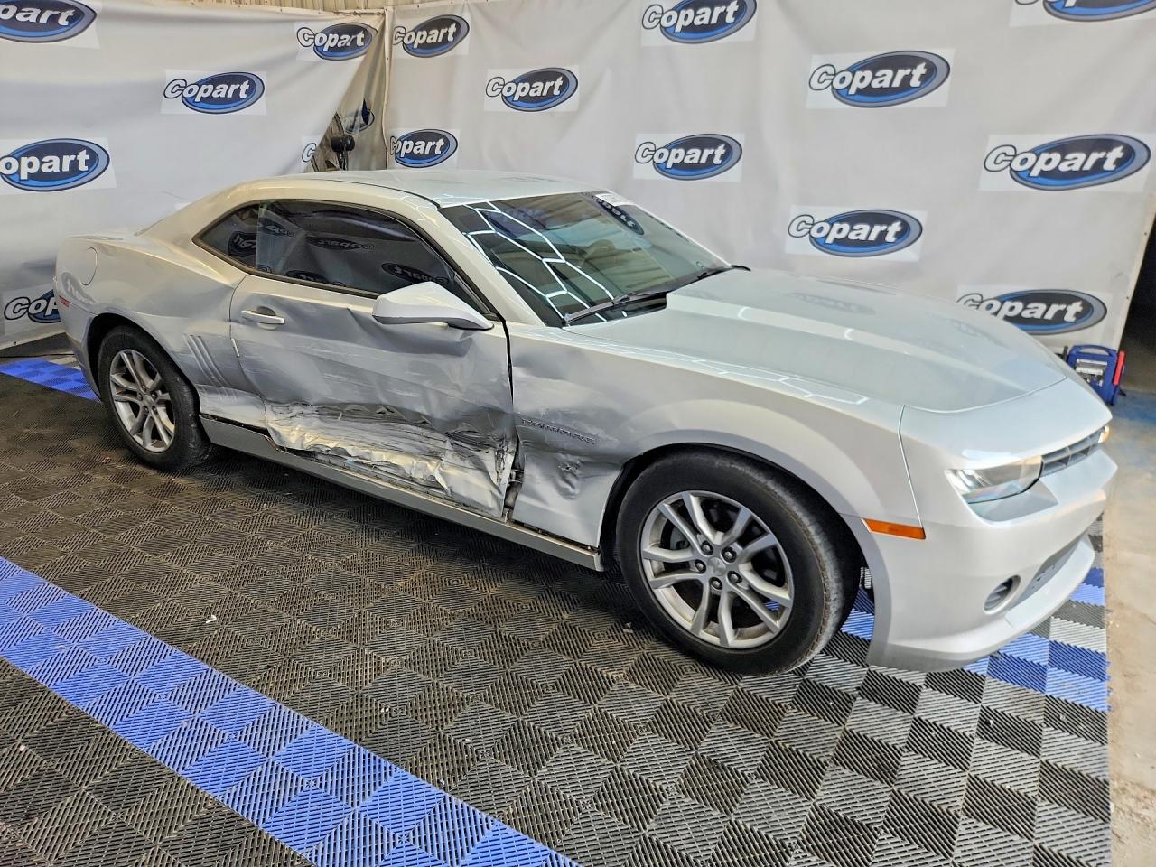 2015 Chevrolet Camaro Ls Silver vin: 2G1FB1E3XF9137922