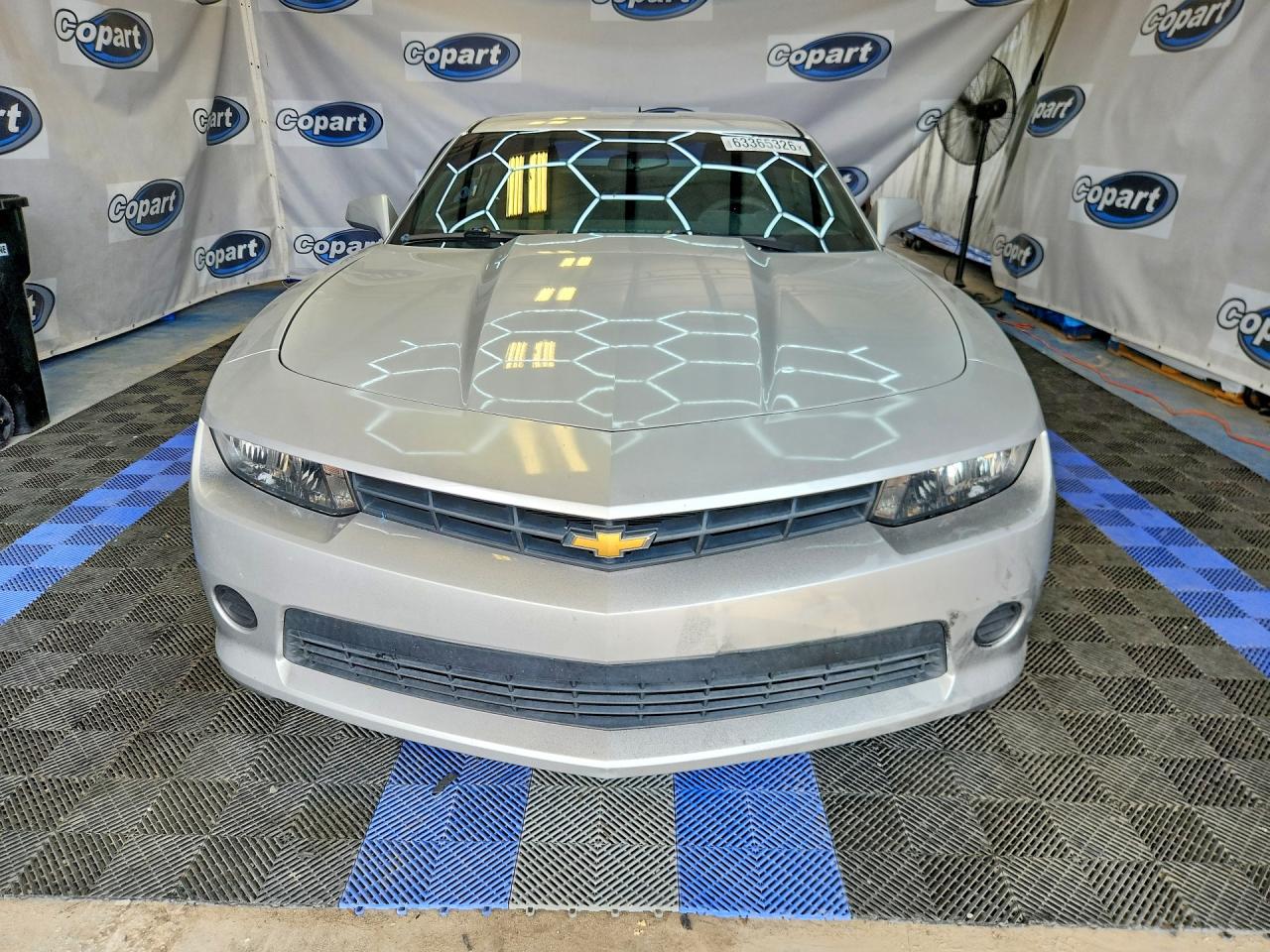 2015 Chevrolet Camaro Ls Silver vin: 2G1FB1E3XF9137922