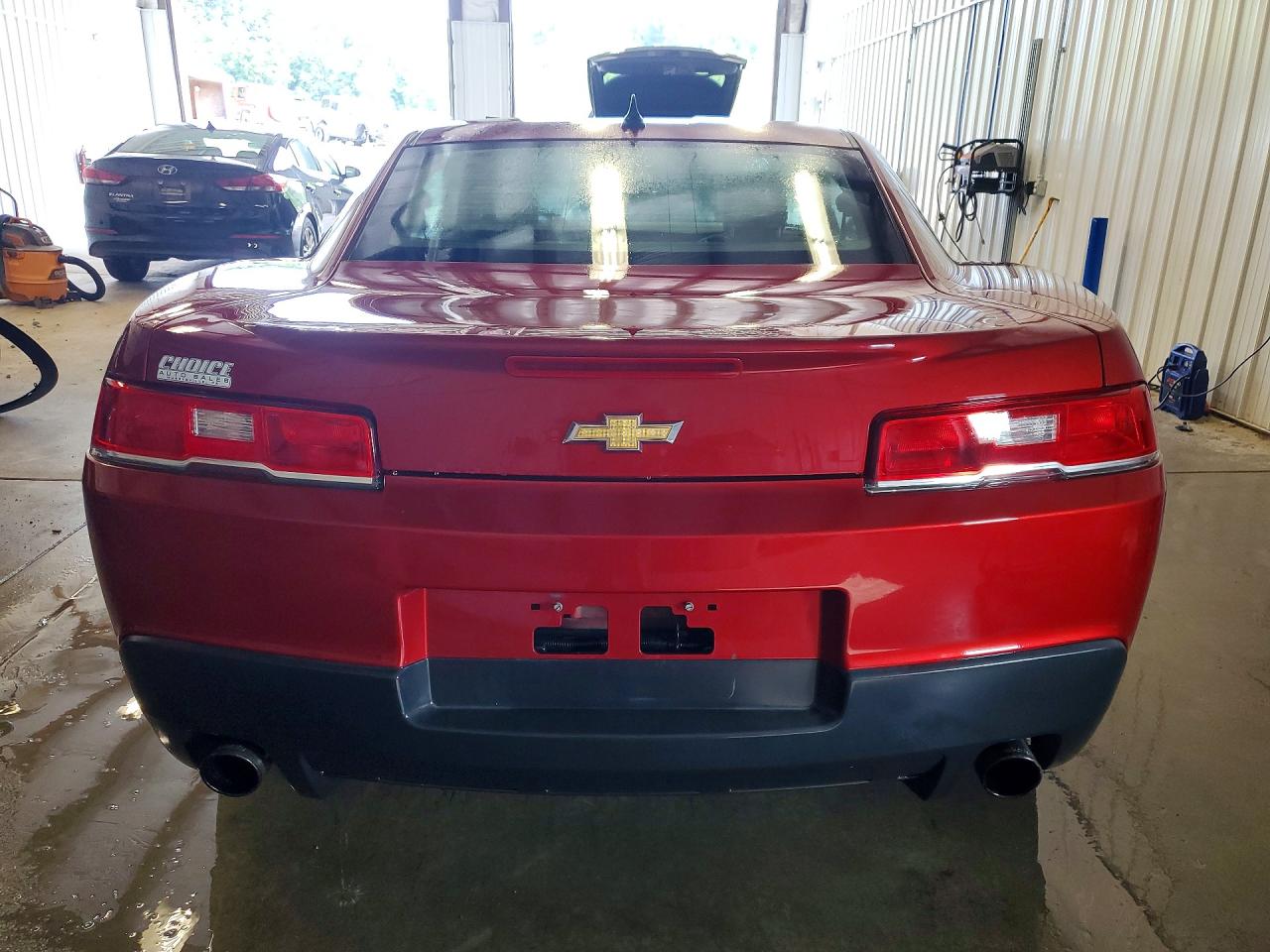 2015 Chevrolet Camaro Ls Красный vin: 2G1FB1E3XF9248020