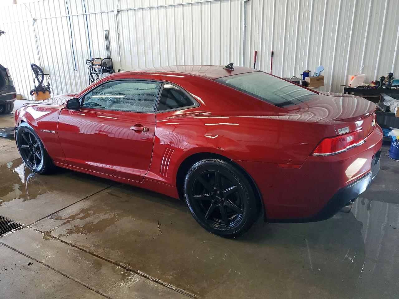 2015 Chevrolet Camaro Ls Красный vin: 2G1FB1E3XF9248020
