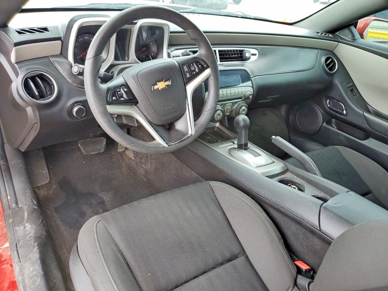 2015 Chevrolet Camaro Ls Красный vin: 2G1FB1E3XF9309740
