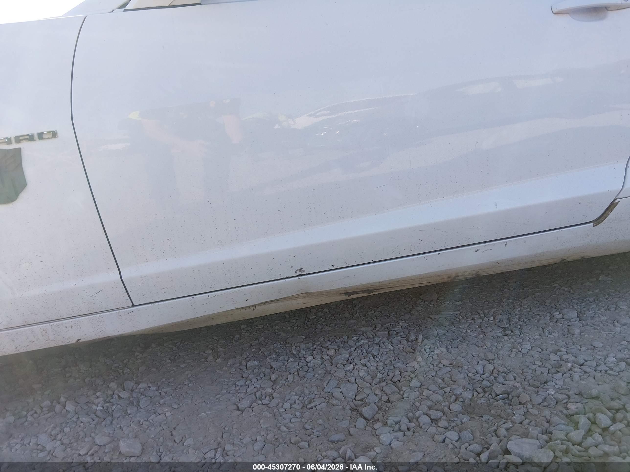 2011 Chevrolet Camaro 1lt White vin: 2G1FB1ED0B9119674
