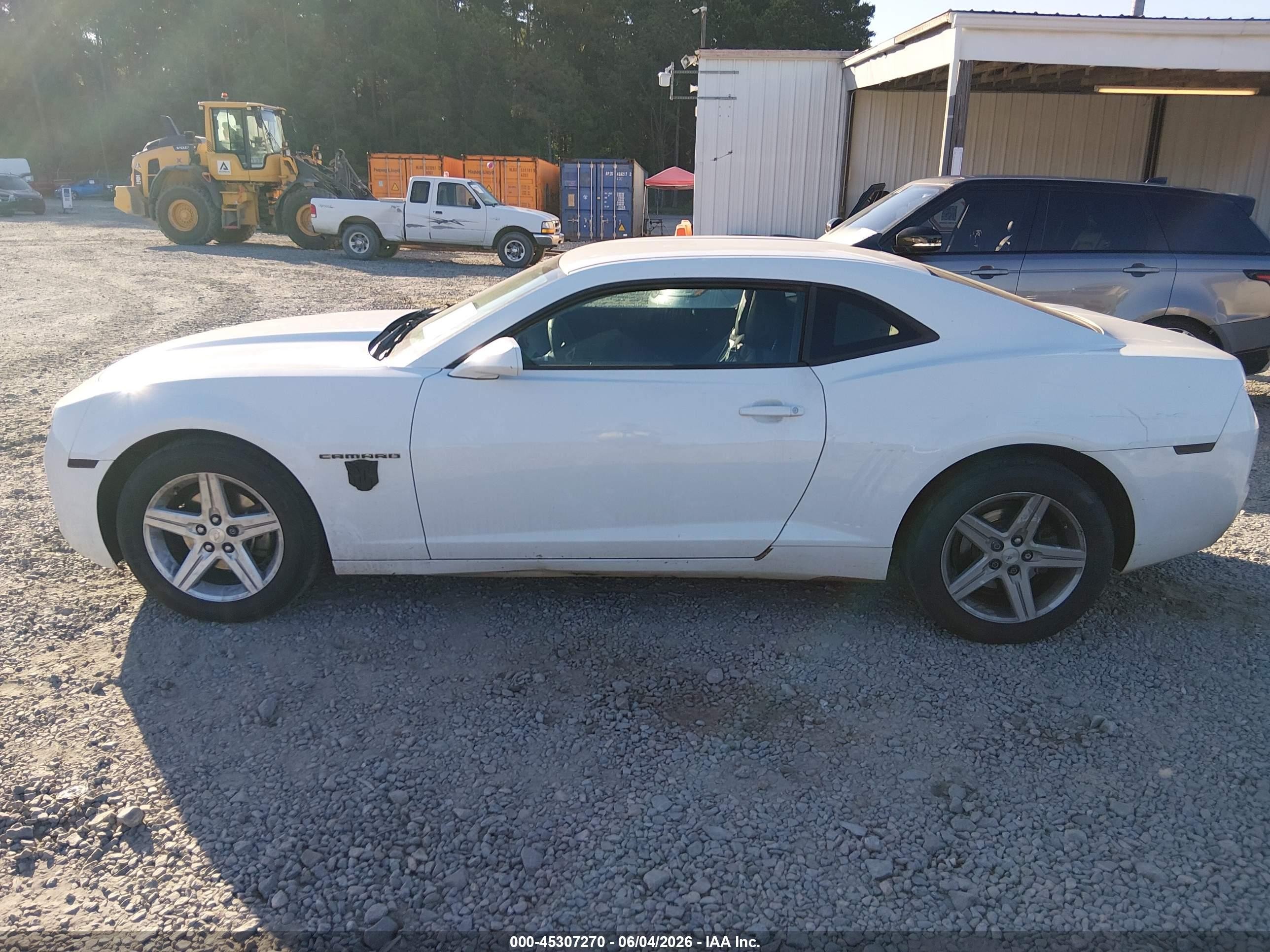 2011 Chevrolet Camaro 1lt White vin: 2G1FB1ED0B9119674