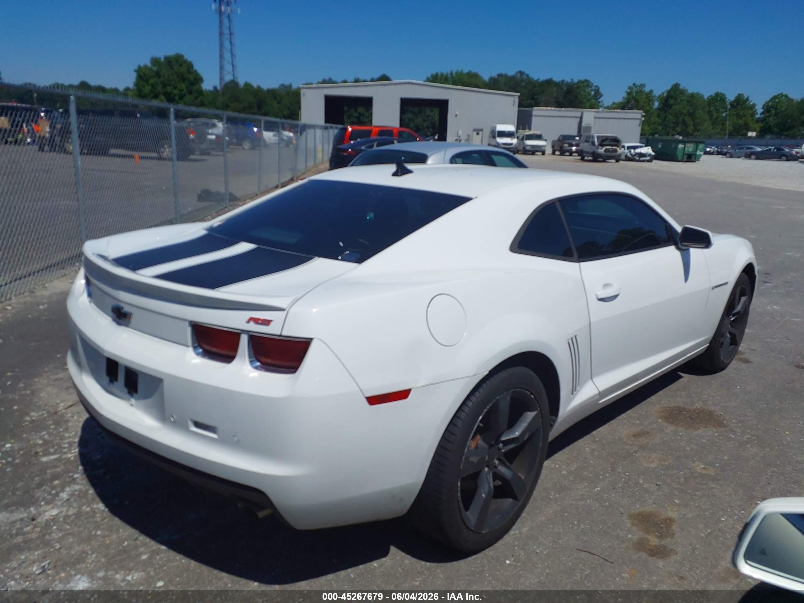 2011 Chevrolet Camaro 1lt White vin: 2G1FB1ED0B9125054