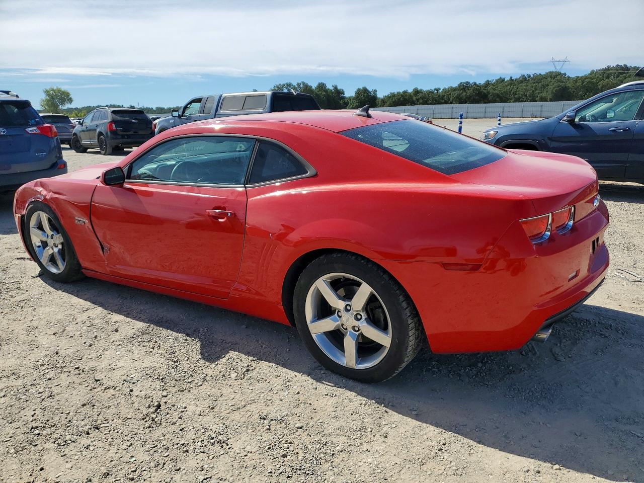 2011 Chevrolet Camaro Lt Red vin: 2G1FB1ED0B9200111