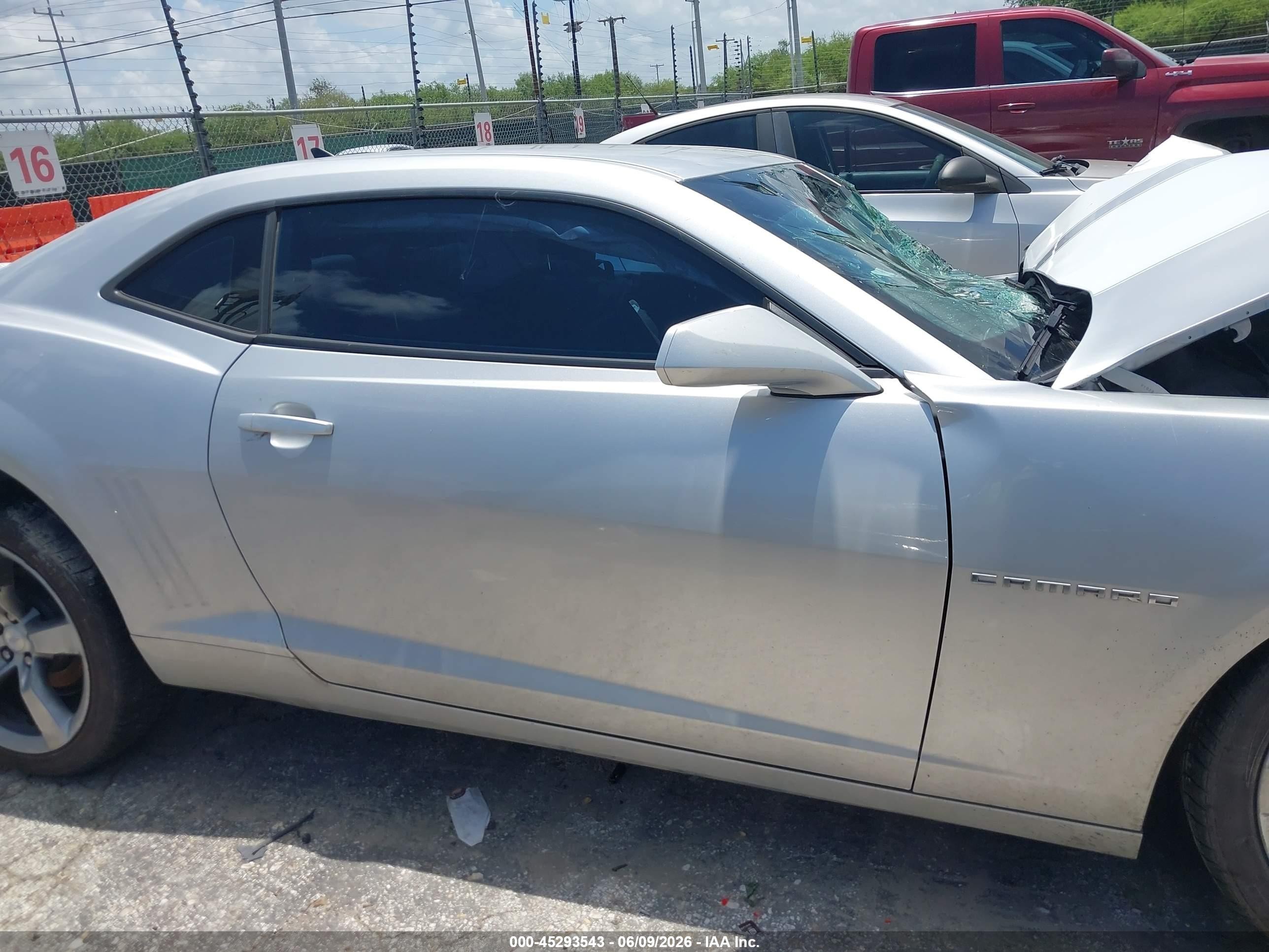 2011 Chevrolet Camaro 1lt Silver vin: 2G1FB1ED1B9138458