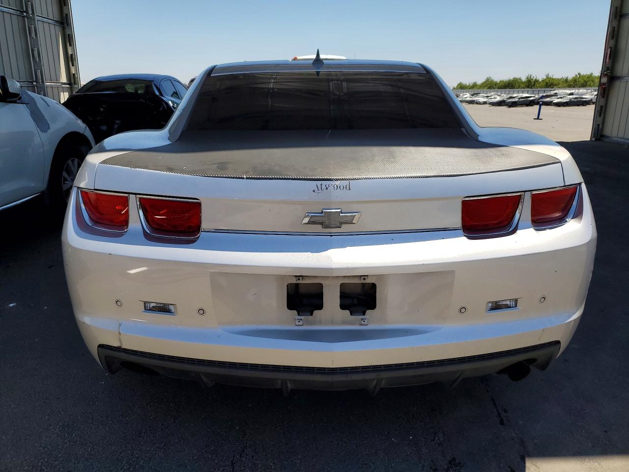 2011 Chevrolet Camaro Silver vin: 2G1FB1ED2B9209845