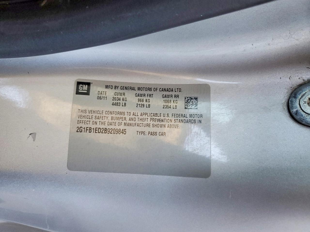 2011 Chevrolet Camaro Silver vin: 2G1FB1ED2B9209845