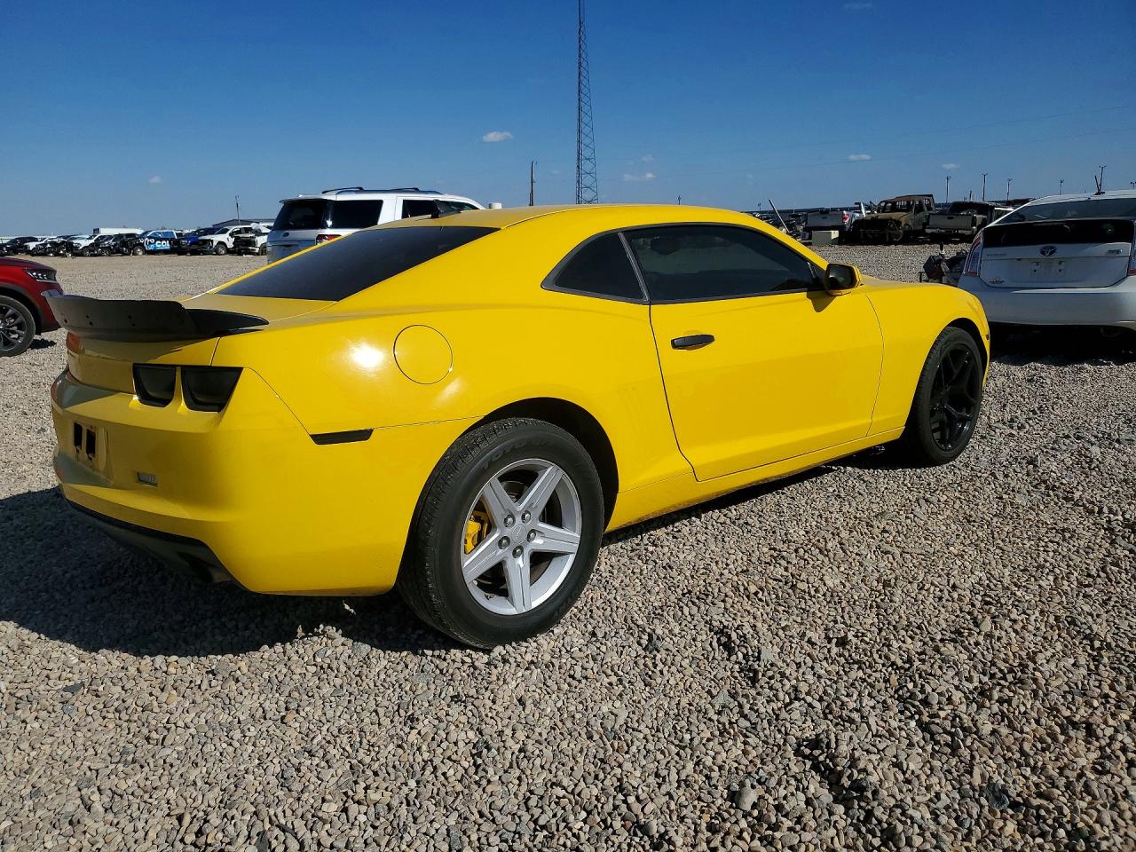 2011 Chevrolet Camaro Lt Yellow vin: 2G1FB1ED4B9110248