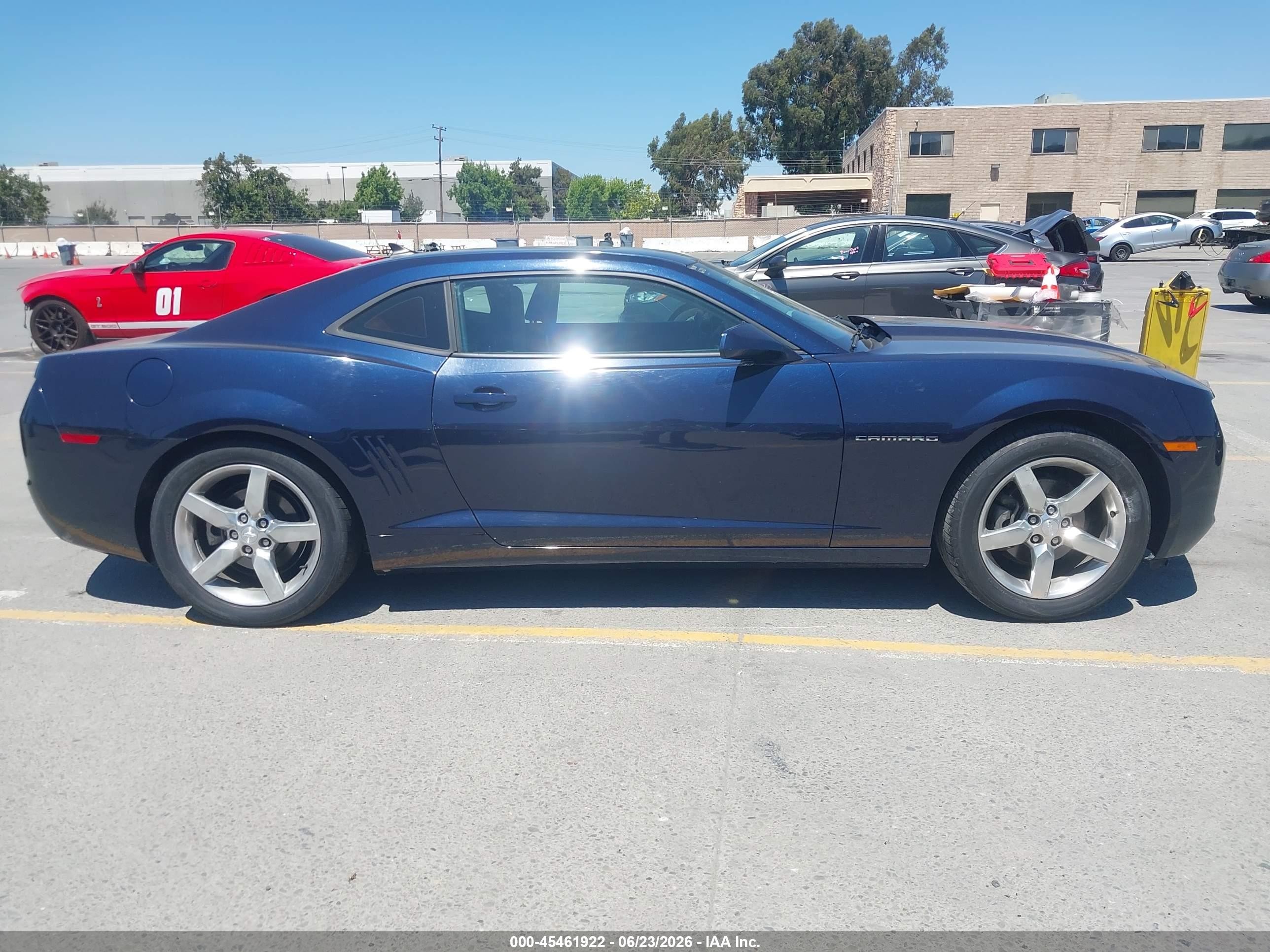 2011 Chevrolet Camaro 1lt Blue vin: 2G1FB1ED6B9110641