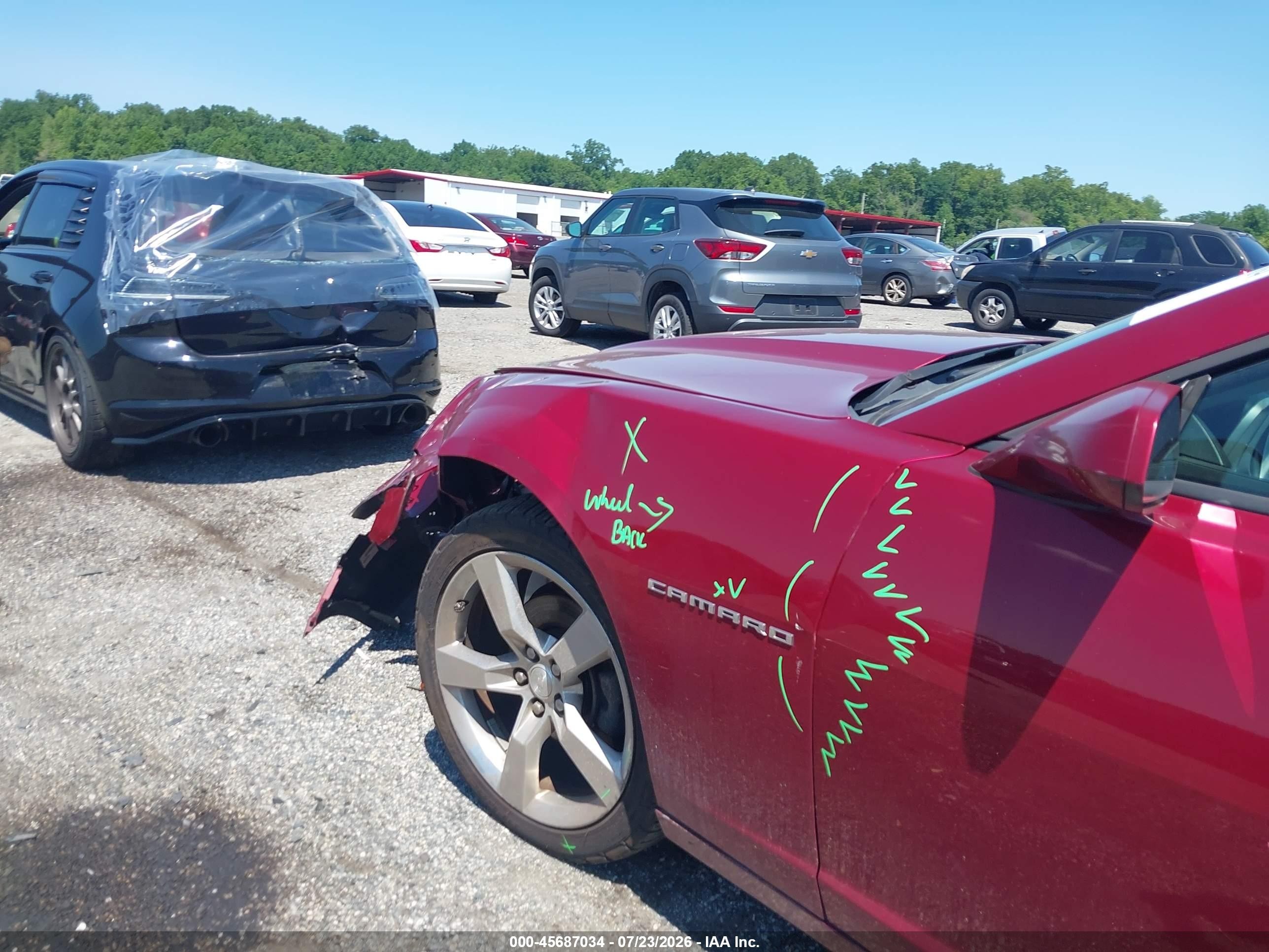 2011 Chevrolet Camaro 1lt Red vin: 2G1FB1ED6B9121073