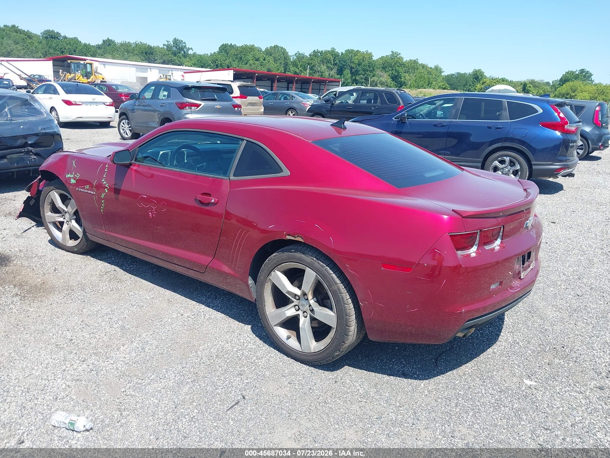 2011 Chevrolet Camaro 1lt Red vin: 2G1FB1ED6B9121073