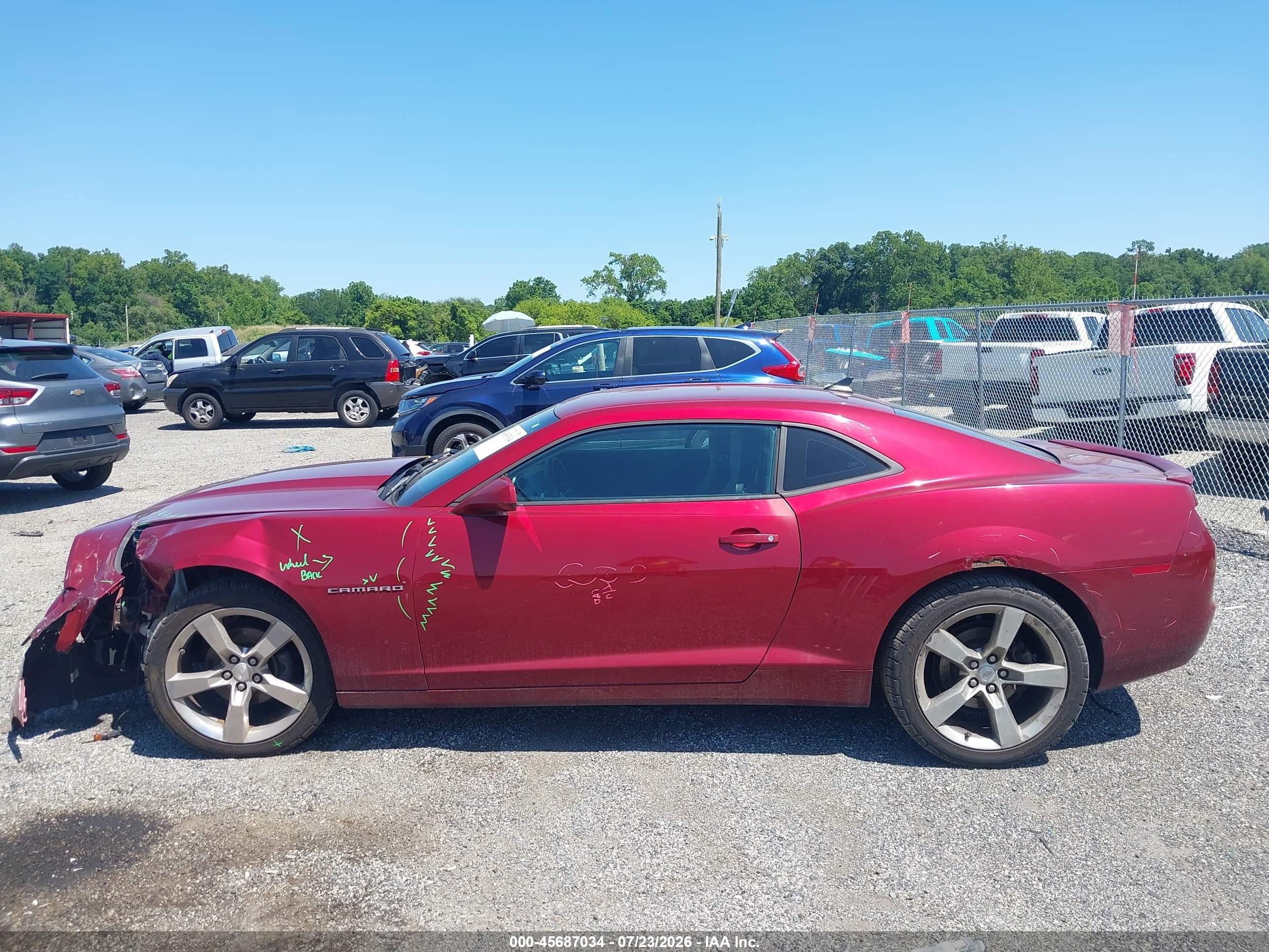 2011 Chevrolet Camaro 1lt Red vin: 2G1FB1ED6B9121073