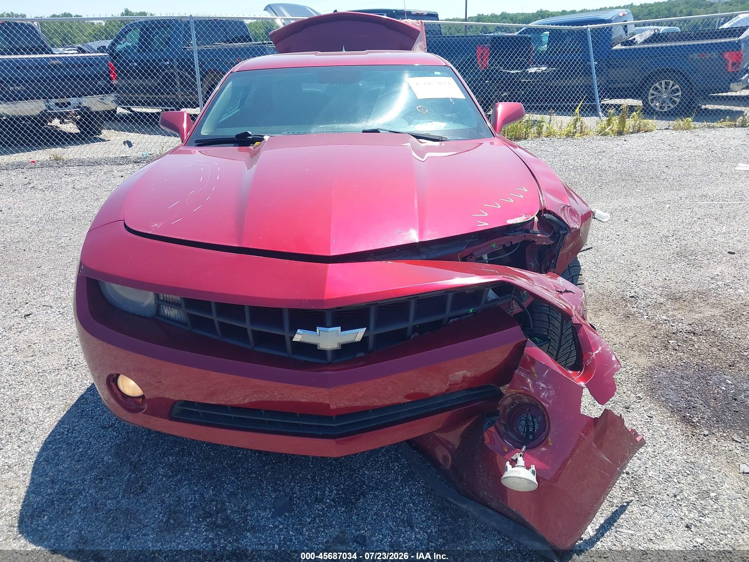2011 Chevrolet Camaro 1lt Red vin: 2G1FB1ED6B9121073