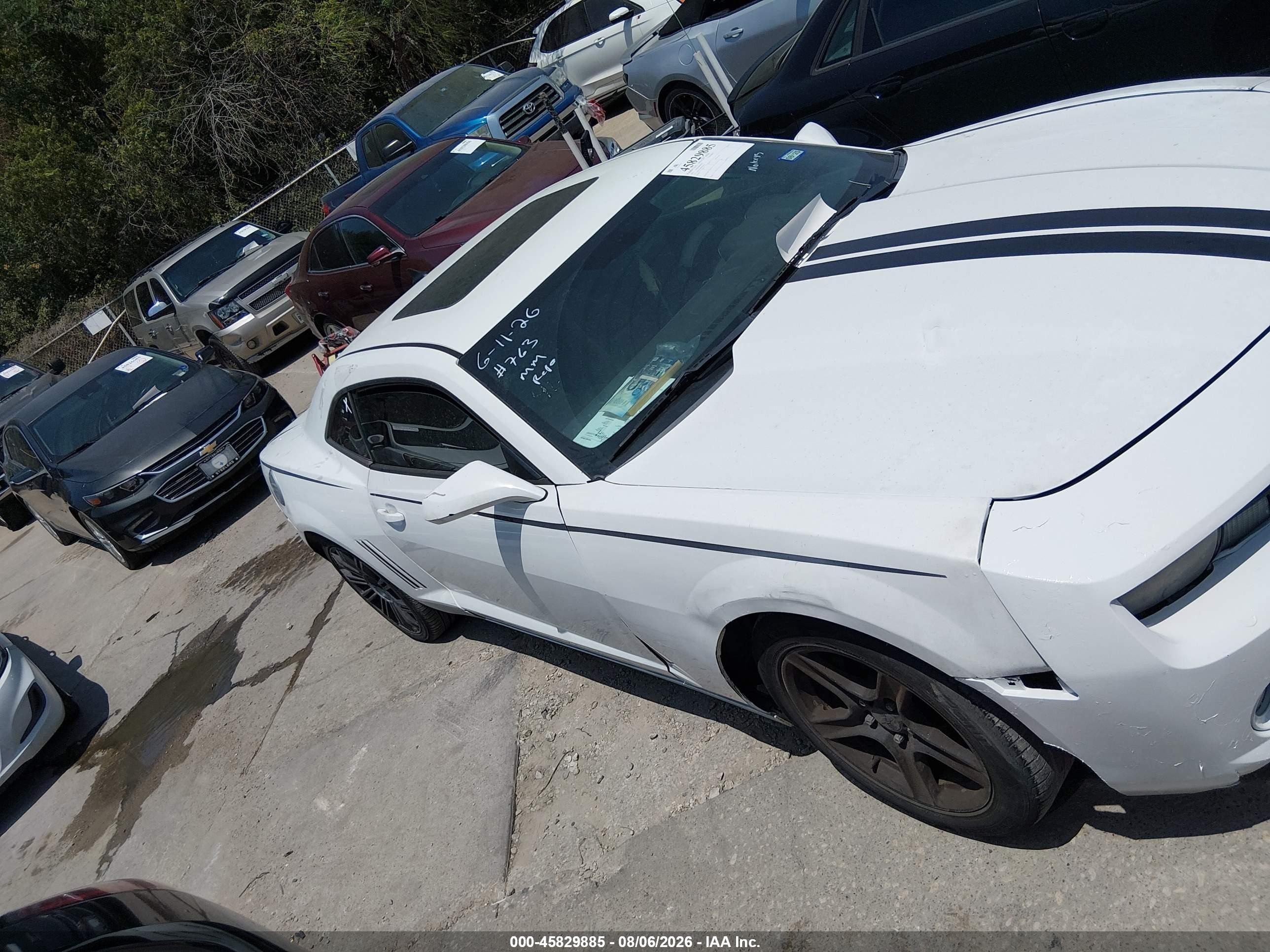 2011 Chevrolet Camaro 1lt White vin: 2G1FB1ED6B9194072