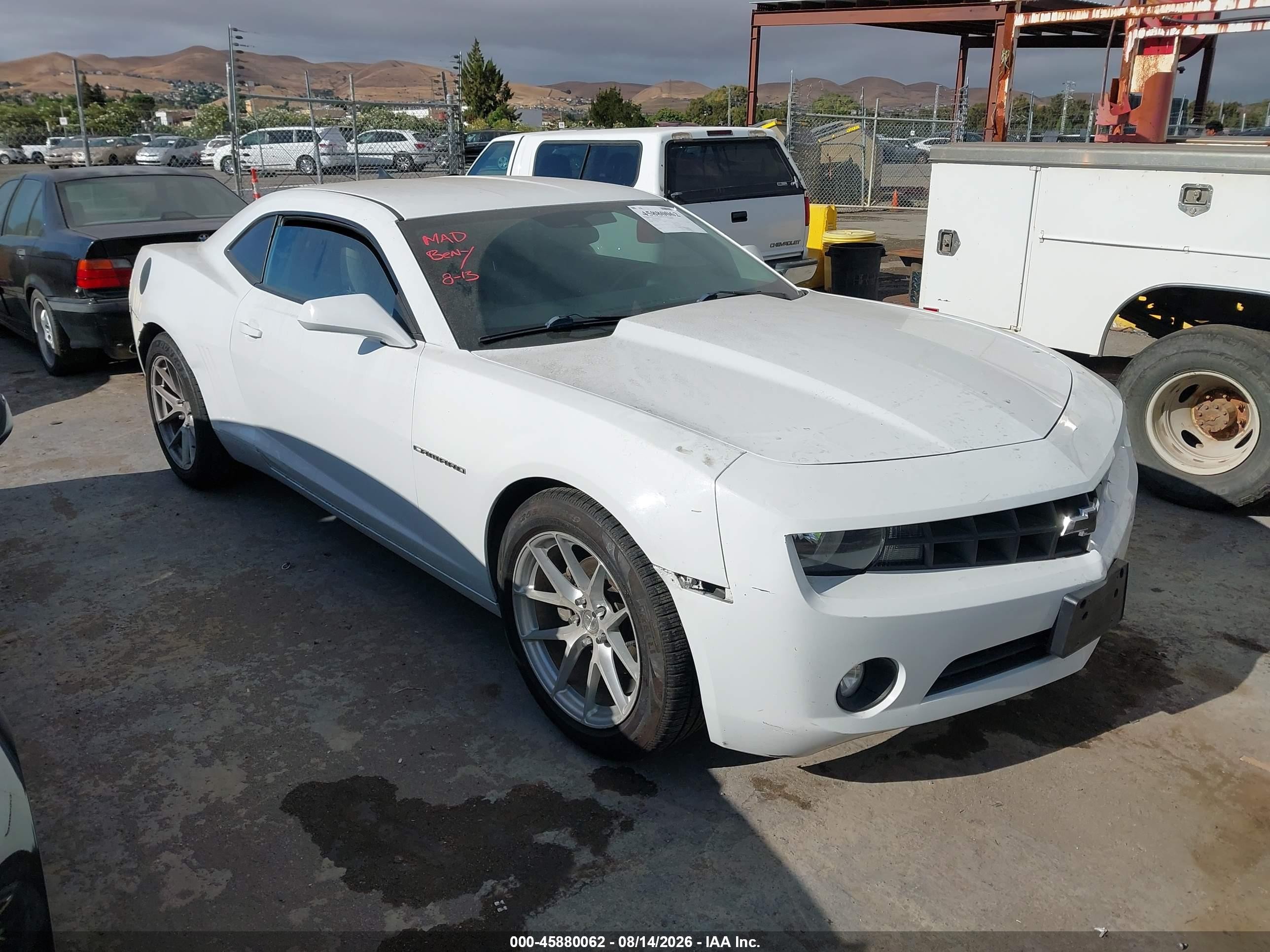 2011 Chevrolet Camaro 1lt White vin: 2G1FB1ED9B9165200
