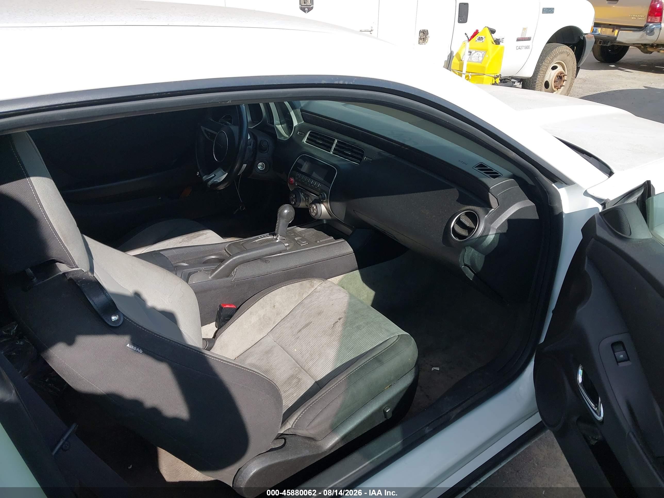 2011 Chevrolet Camaro 1lt White vin: 2G1FB1ED9B9165200