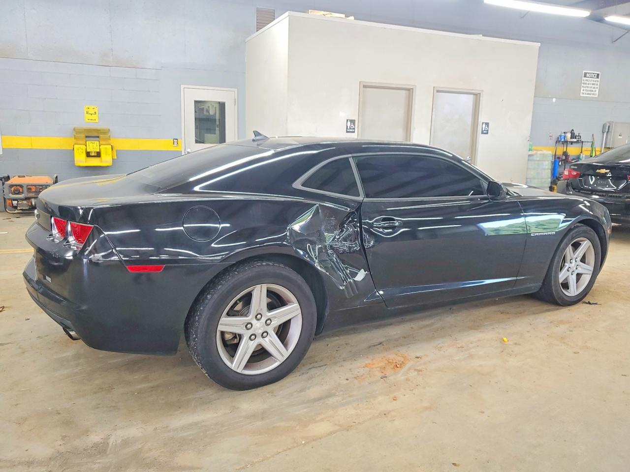 2011 Chevrolet Camaro Lt Black vin: 2G1FB1EDXB9144730
