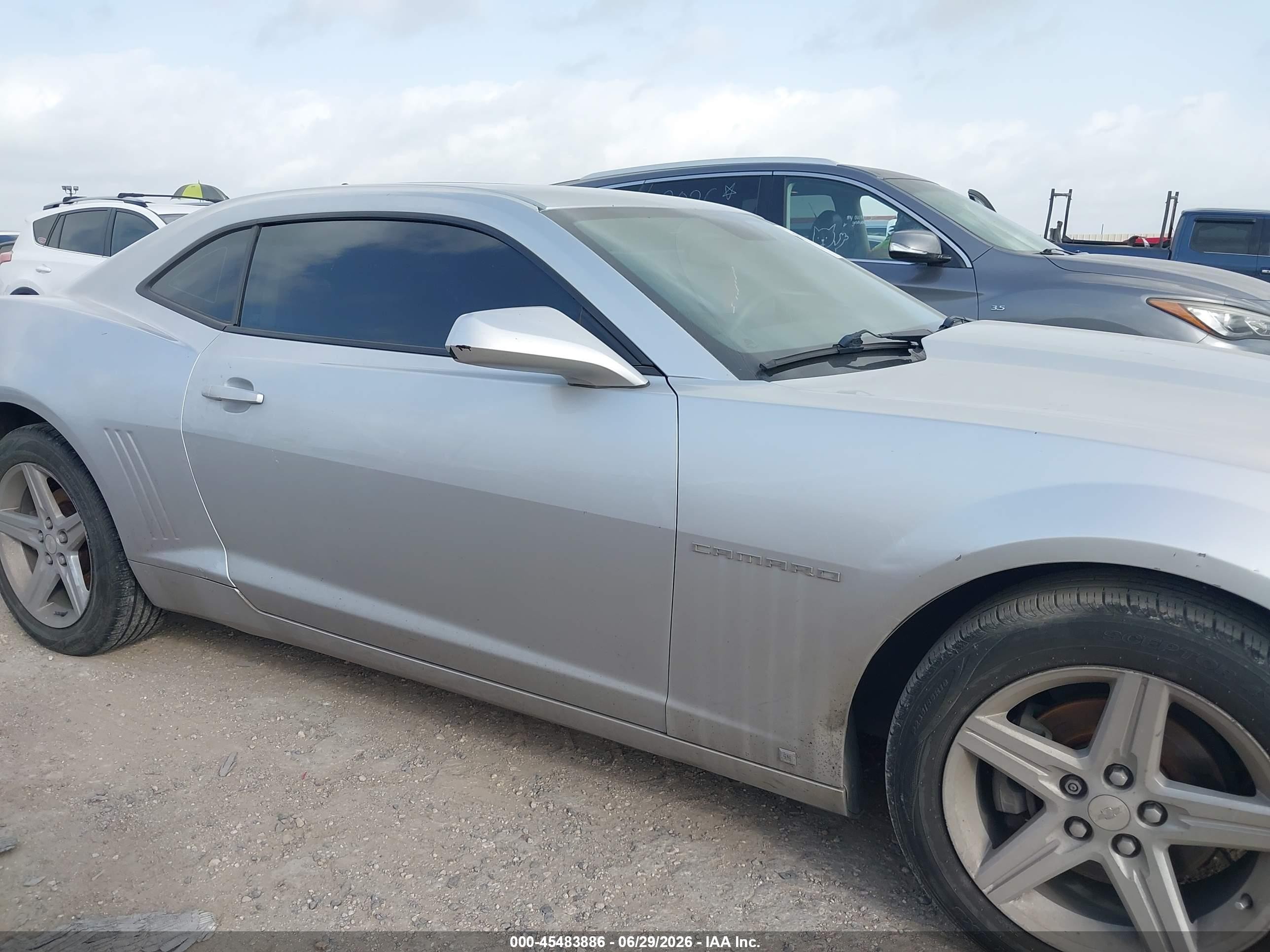 2010 Chevrolet Camaro 1lt Silver vin: 2G1FB1EV0A9122677