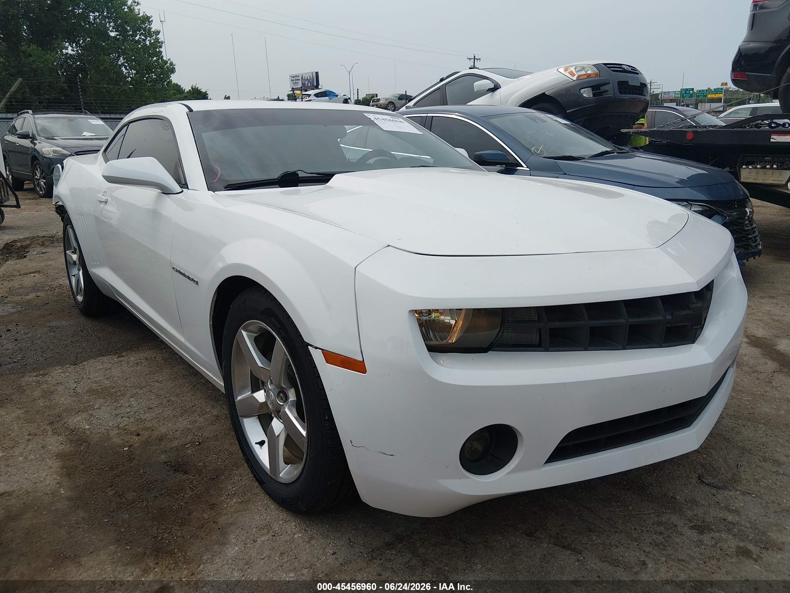 2010 Chevrolet Camaro 1lt White vin: 2G1FB1EV2A9221145