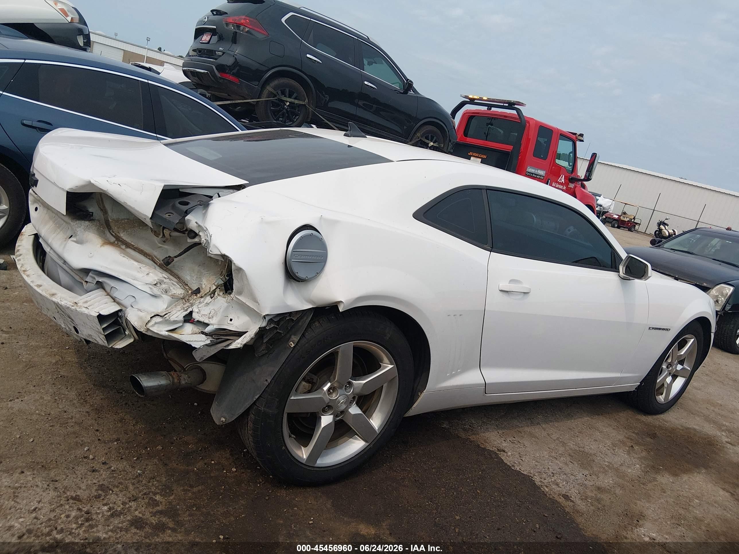 2010 Chevrolet Camaro 1lt White vin: 2G1FB1EV2A9221145