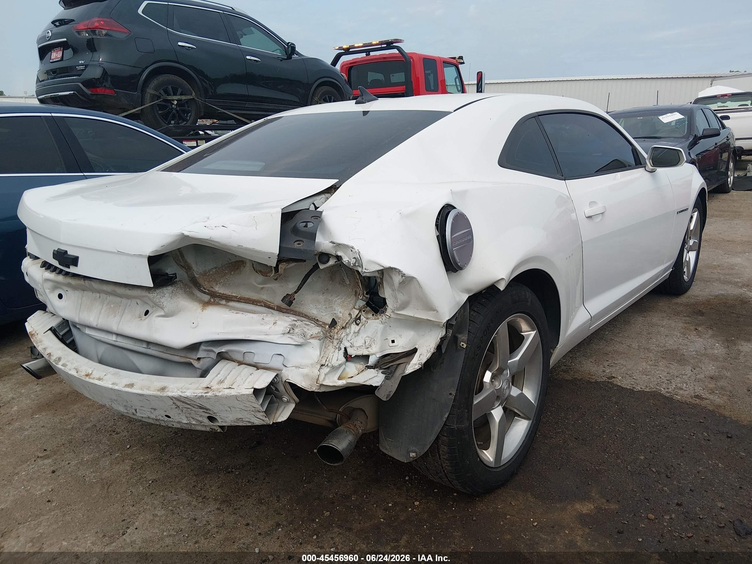 2010 Chevrolet Camaro 1lt White vin: 2G1FB1EV2A9221145
