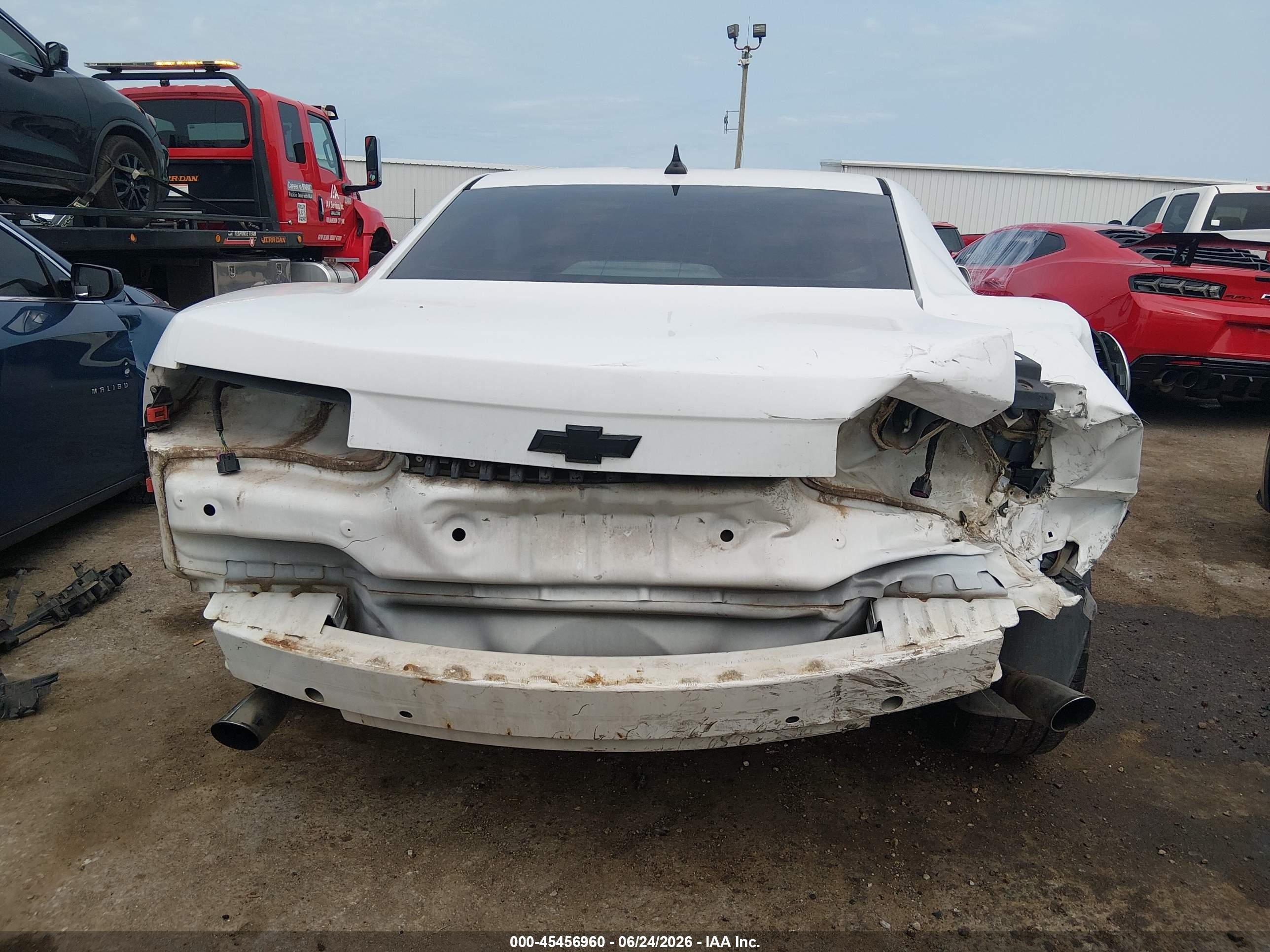 2010 Chevrolet Camaro 1lt White vin: 2G1FB1EV2A9221145