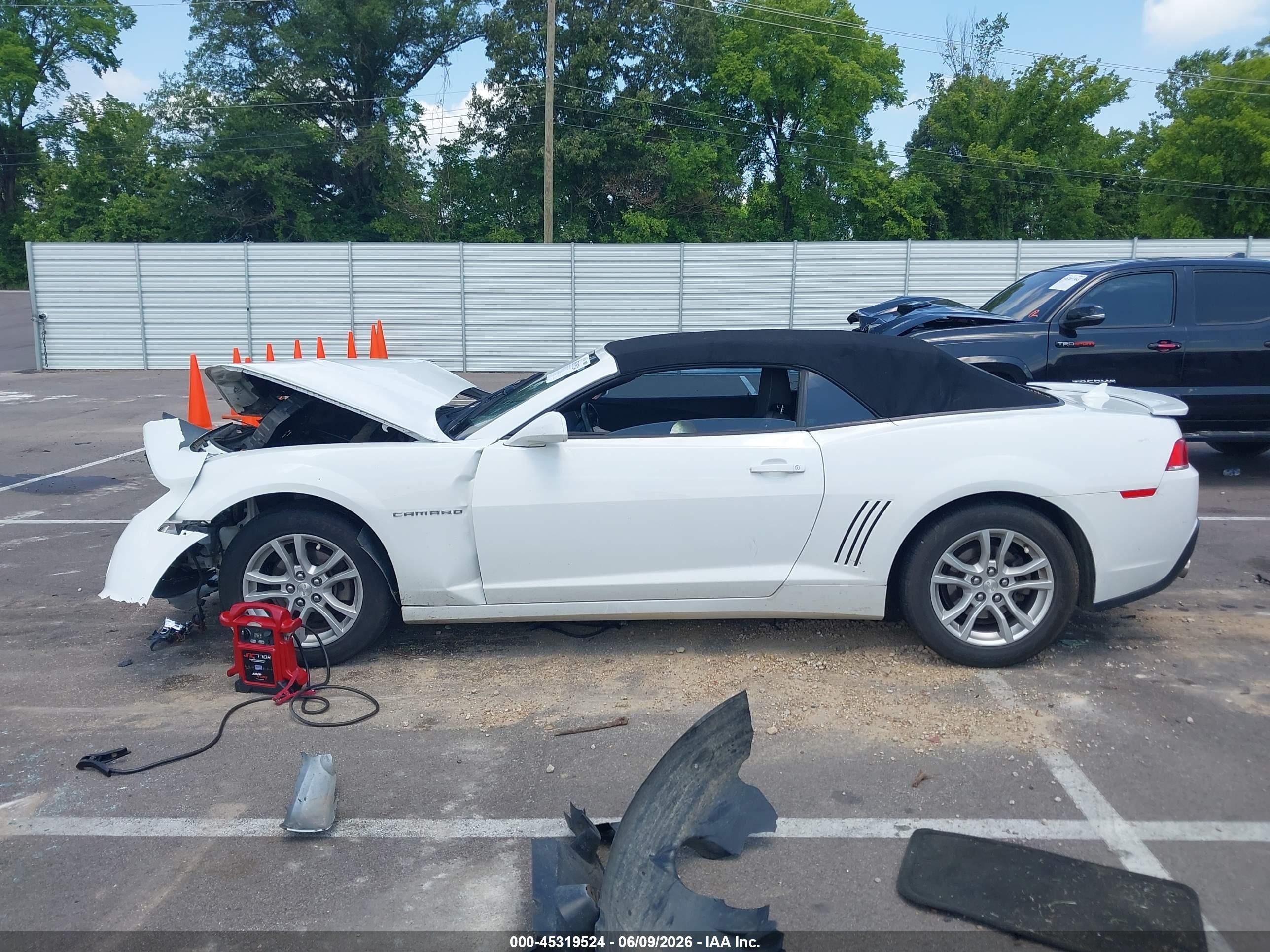 2014 Chevrolet Camaro 1lt White vin: 2G1FB3D38E9127143