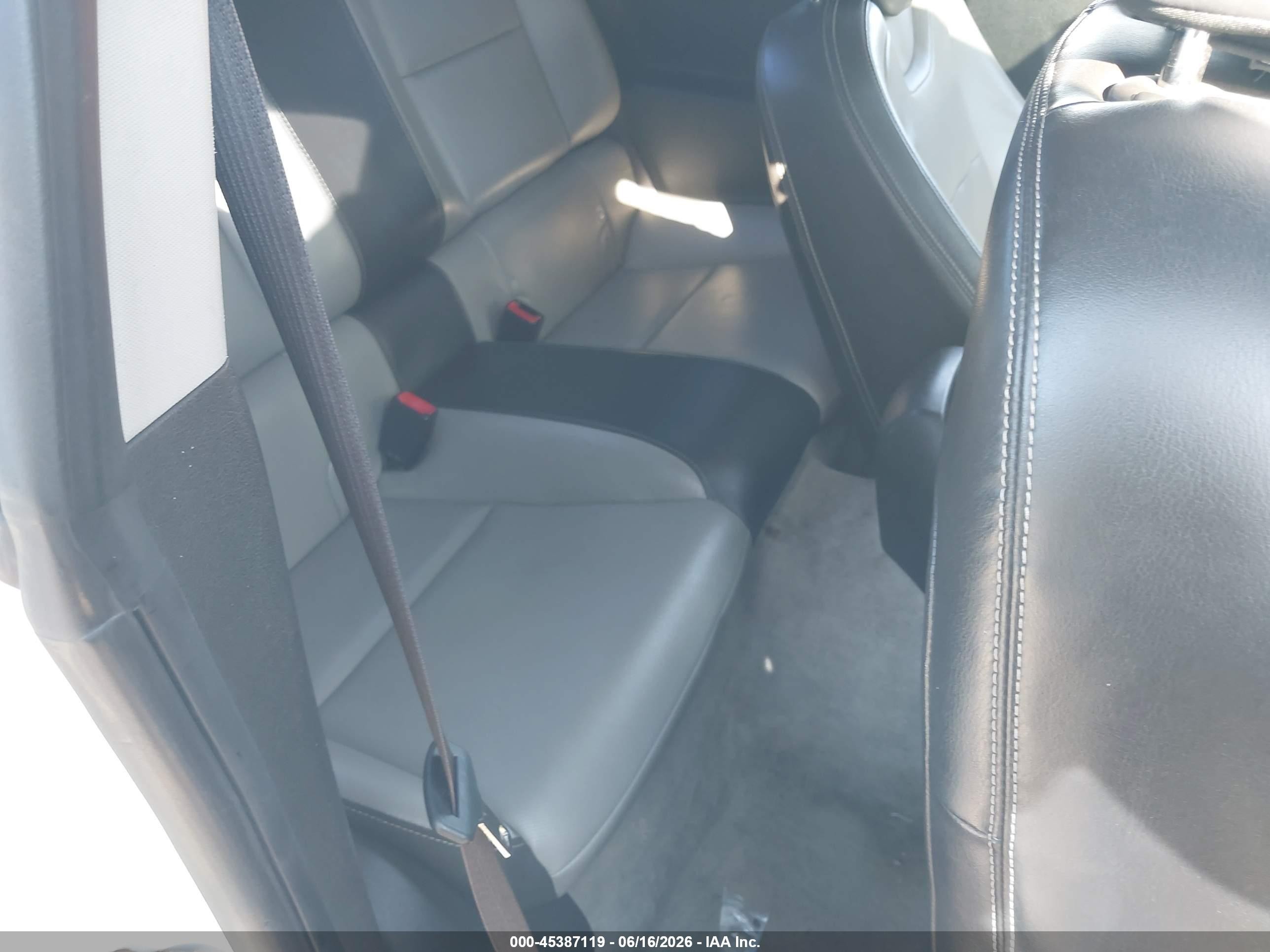 2012 Chevrolet Camaro 2lt White vin: 2G1FC1E36C9136565