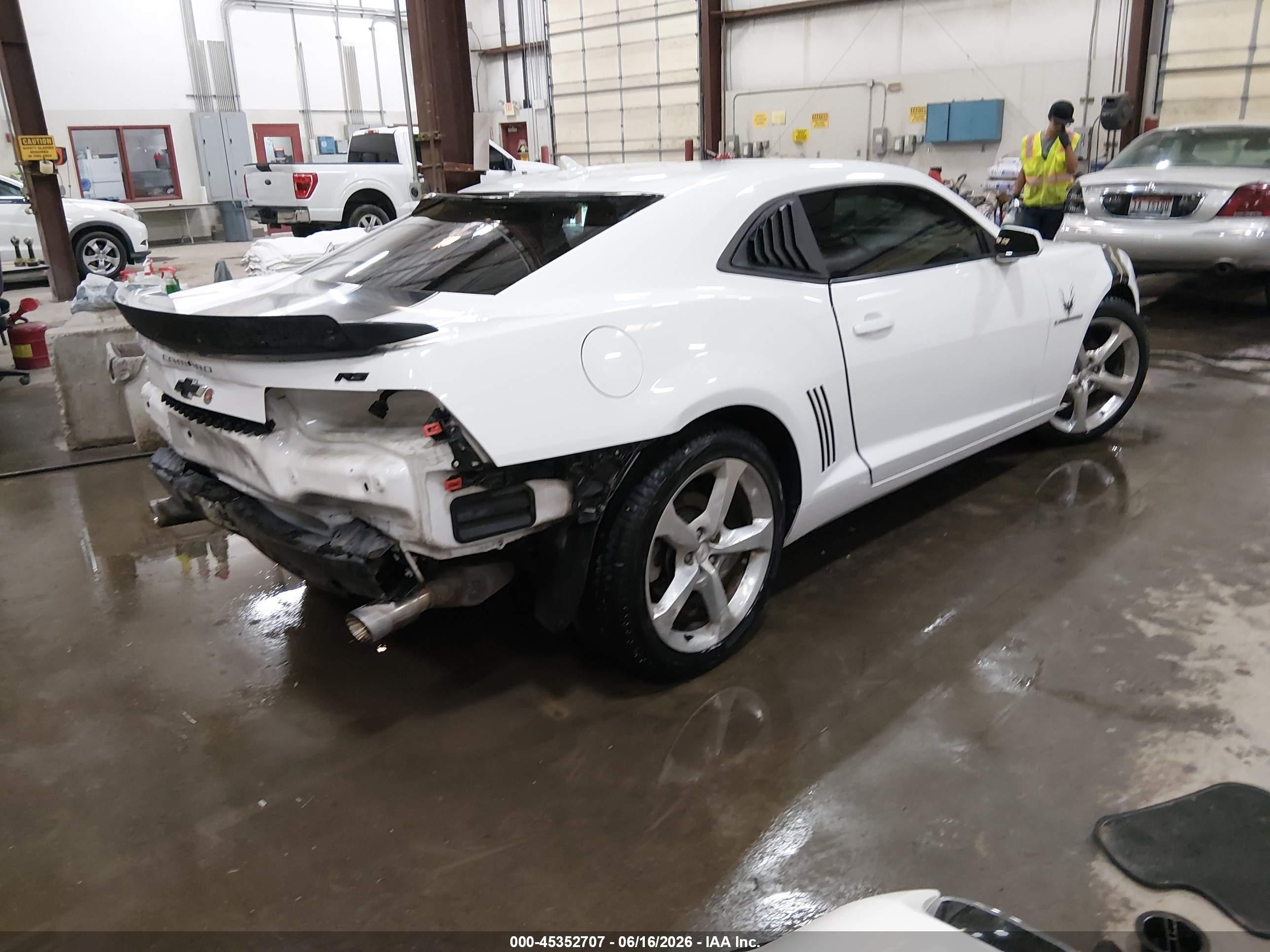 2013 Chevrolet Camaro 2lt Белый vin: 2G1FC1E38D9121745