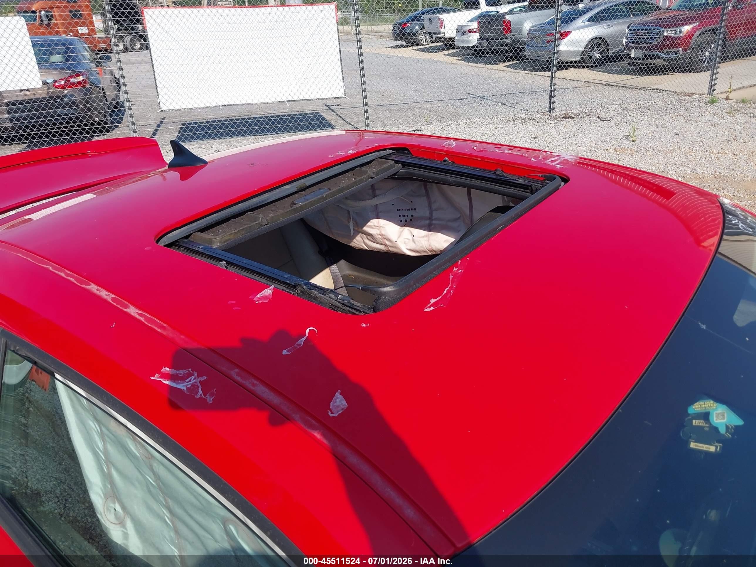 2011 Chevrolet Camaro 2lt Red vin: 2G1FC1ED1B9190735