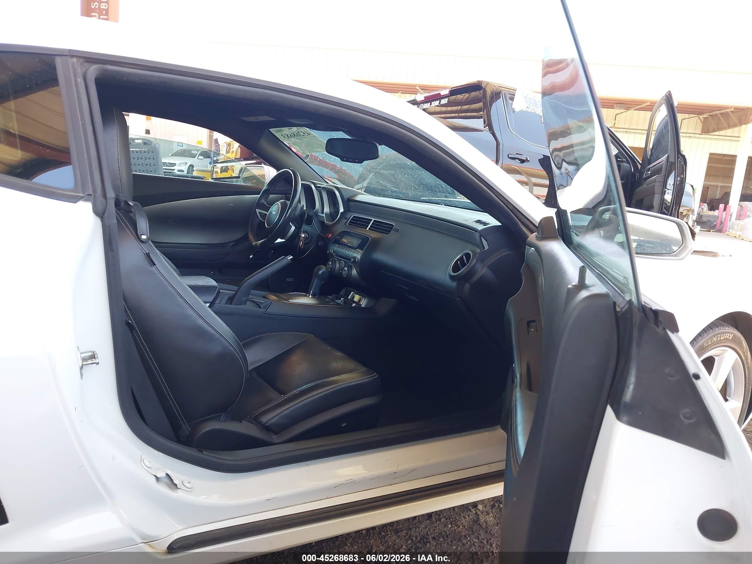 2011 Chevrolet Camaro 2lt White vin: 2G1FC1ED2B9101657