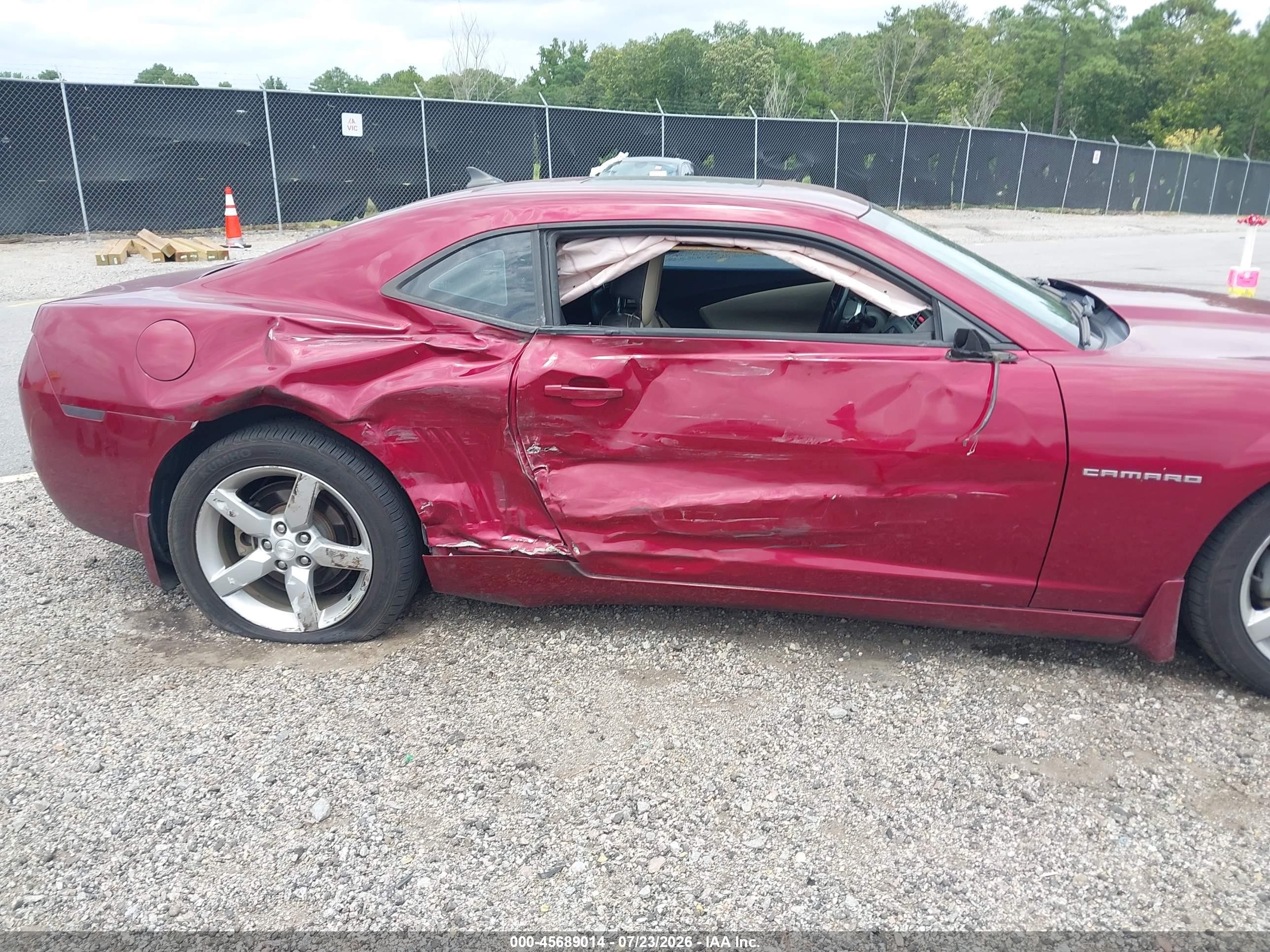 2011 Chevrolet Camaro 2lt Red vin: 2G1FC1ED2B9146873