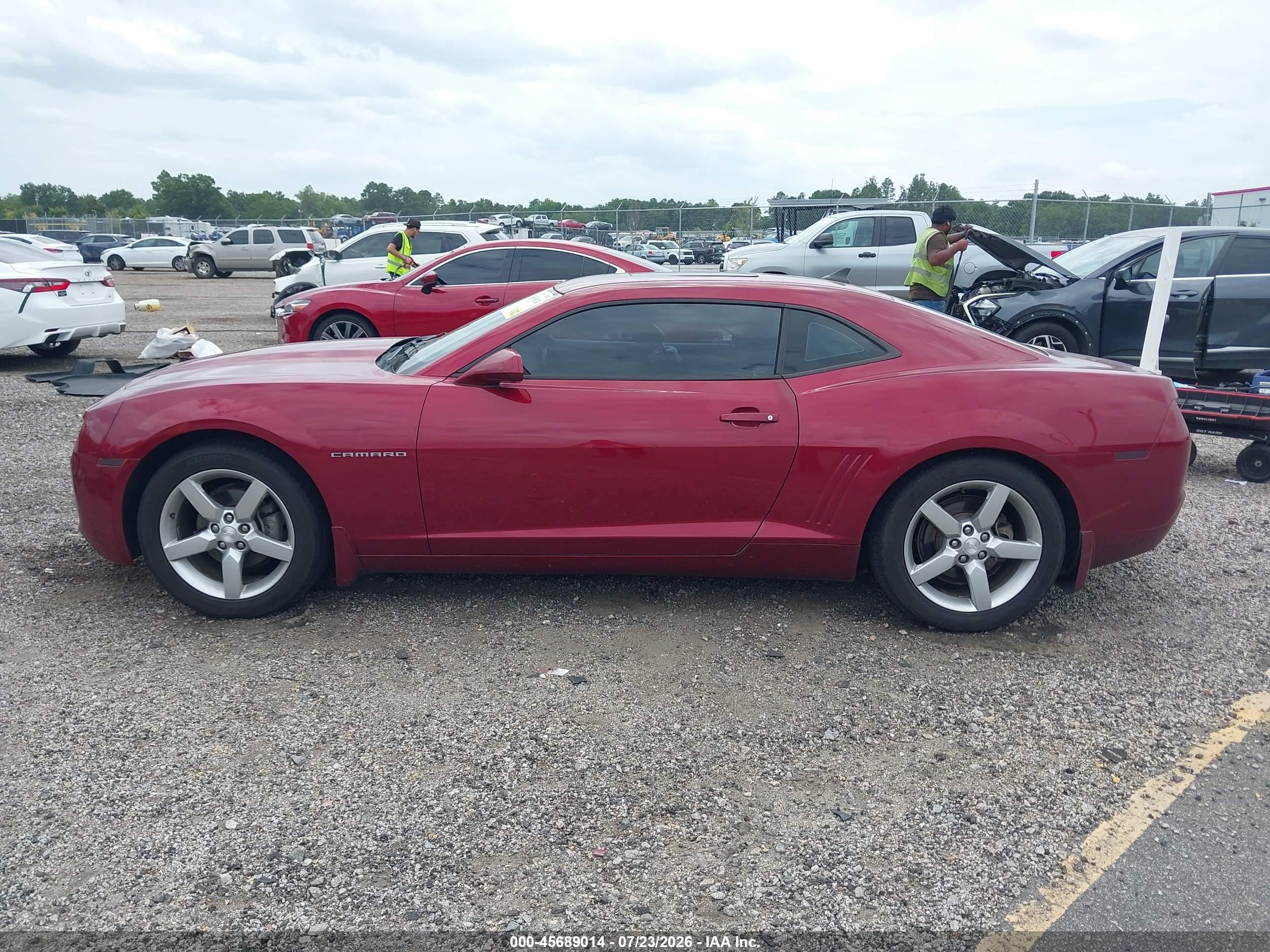 2011 Chevrolet Camaro 2lt Red vin: 2G1FC1ED2B9146873