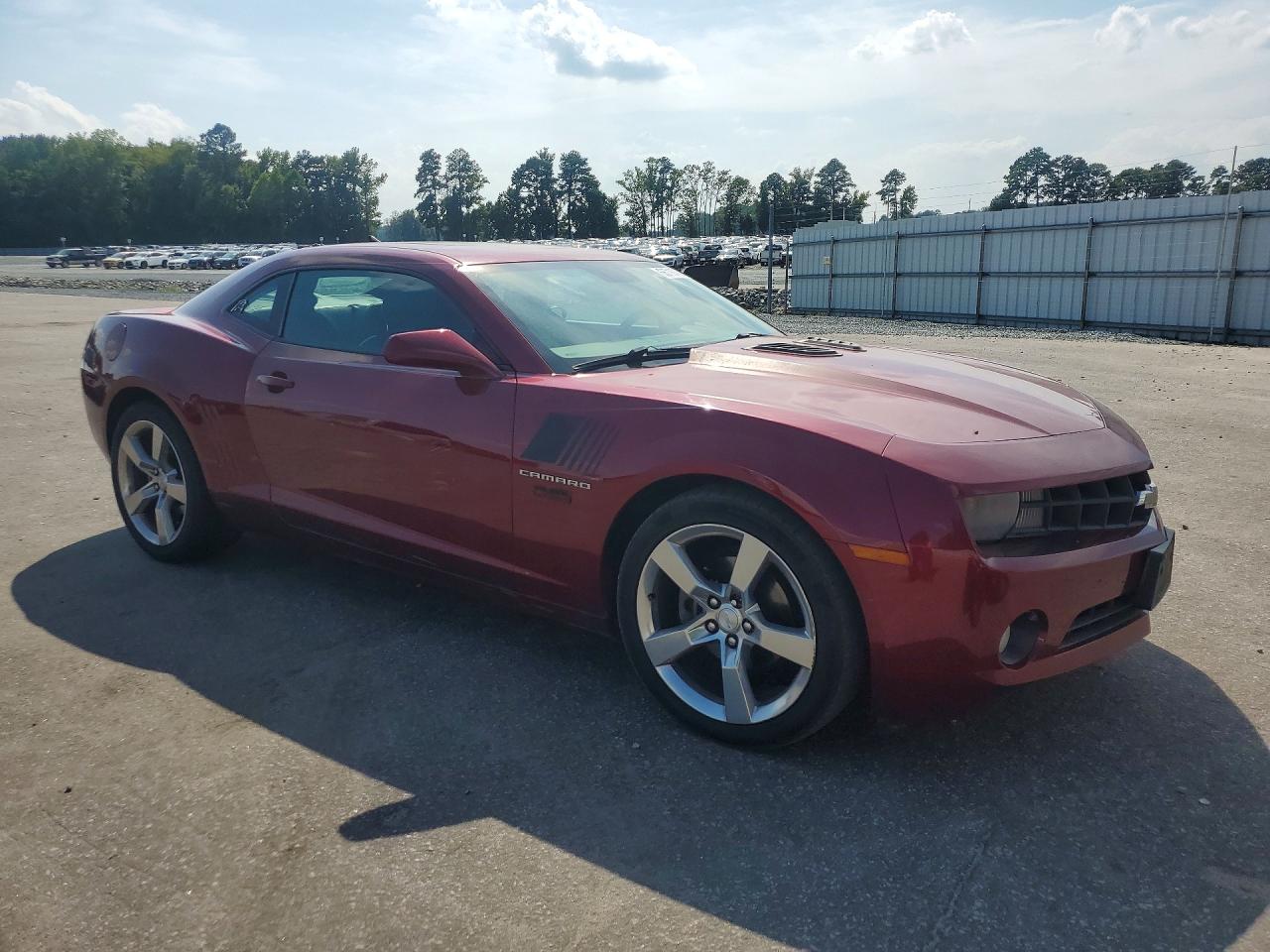 2011 Chevrolet Camaro Lt Burgundy vin: 2G1FC1ED7B9117191