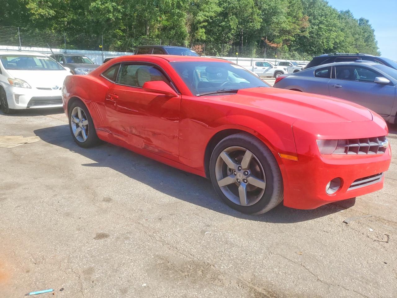 2011 Chevrolet Camaro Lt Red vin: 2G1FC1ED8B9163581