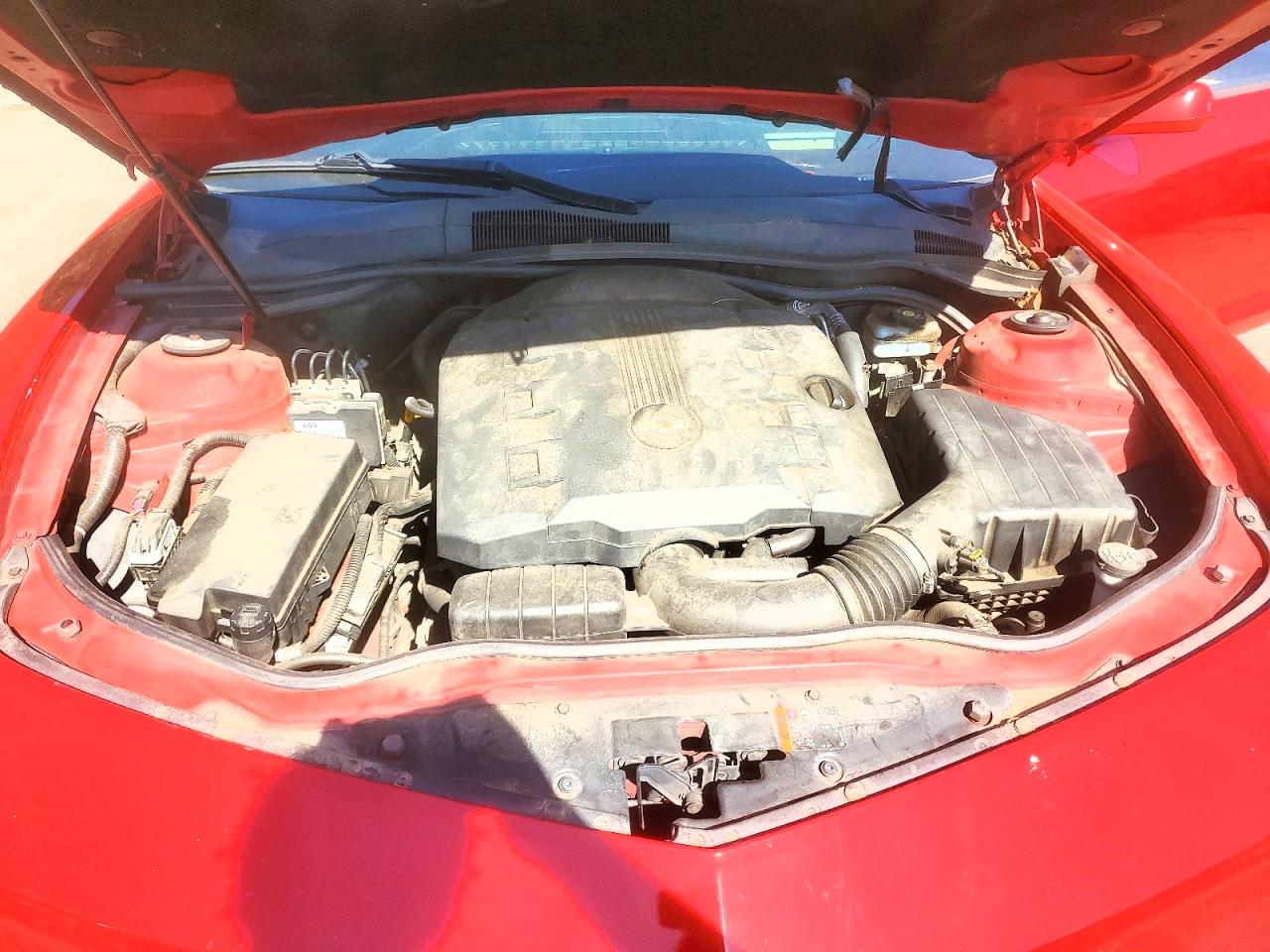 2011 Chevrolet Camaro Lt Red vin: 2G1FC1ED8B9163581