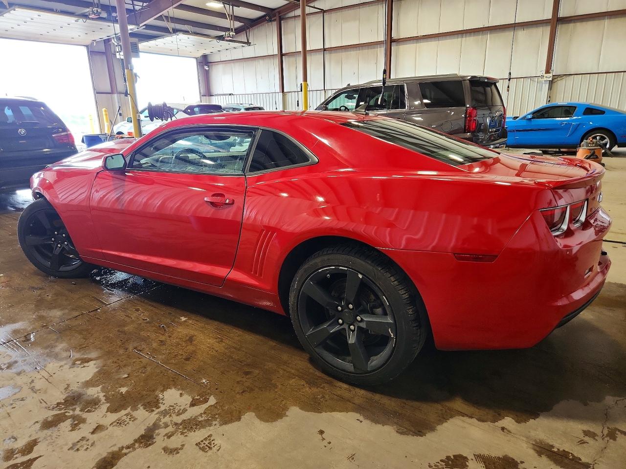 2010 Chevrolet Camaro Lt Red vin: 2G1FC1EV3A9140104