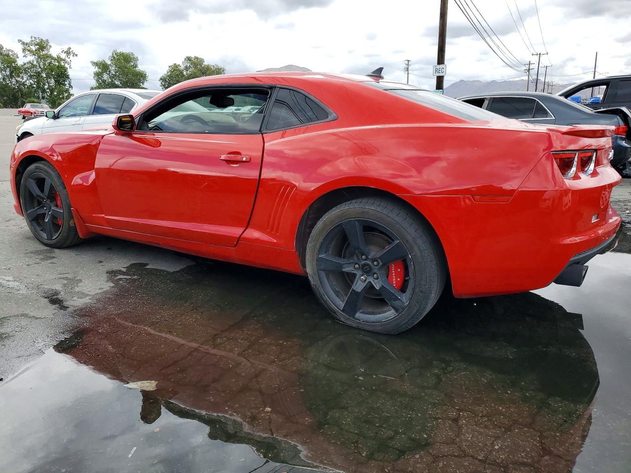 2010 Chevrolet Camaro Ls Red vin: 2G1FC1EV3A9216825