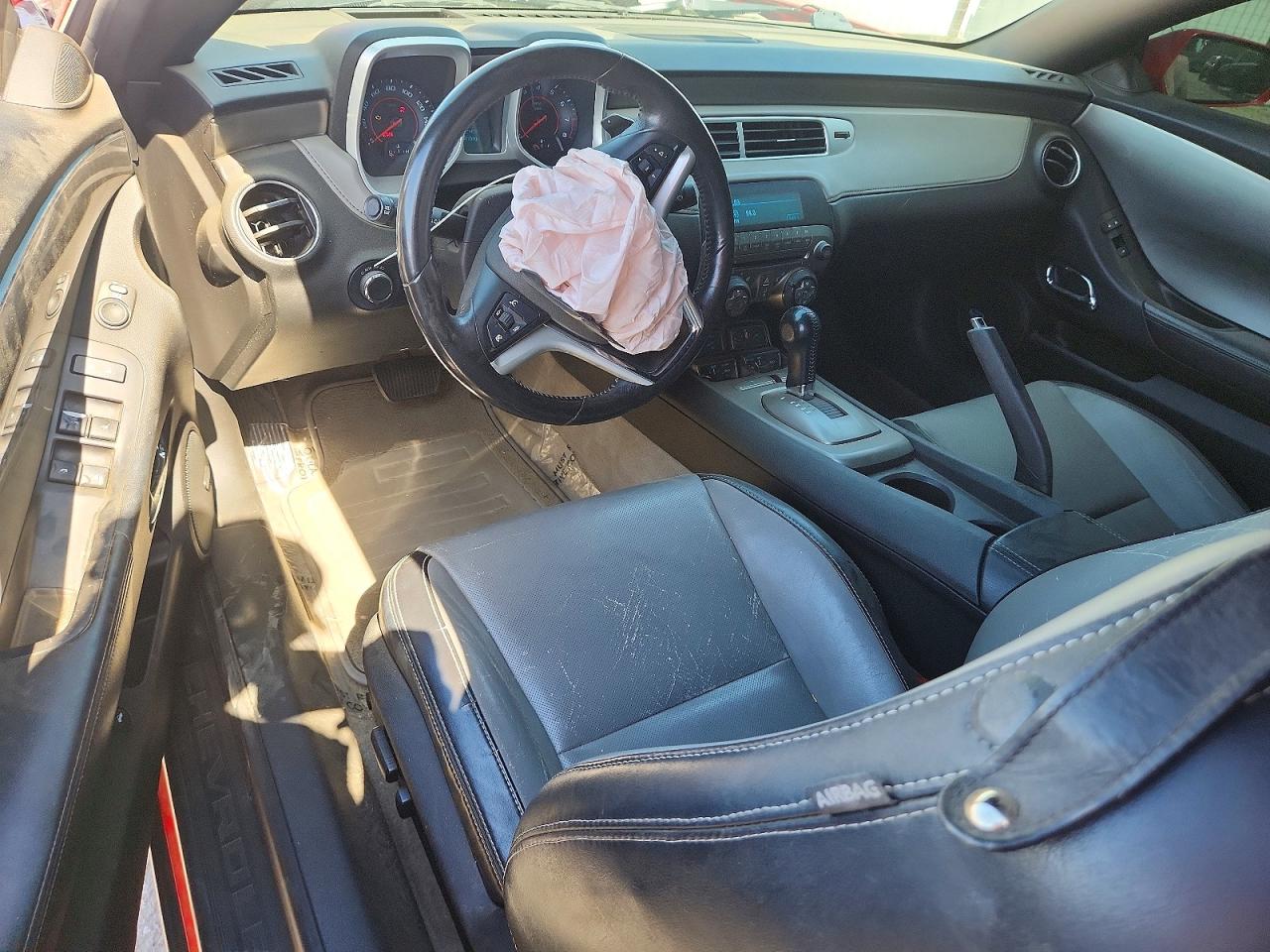 2012 Chevrolet Camaro Lt Red vin: 2G1FC3D33C9104038