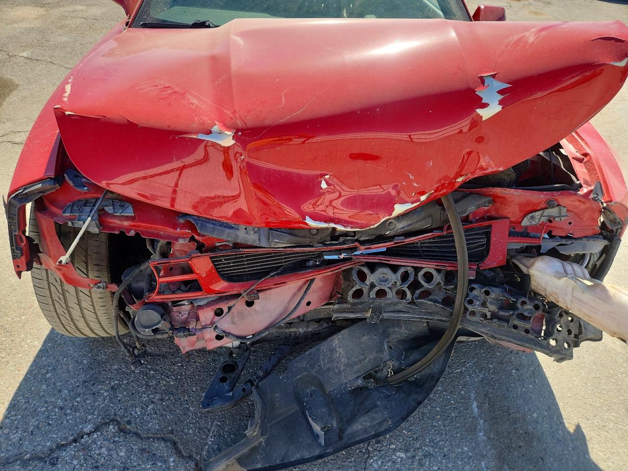 2012 Chevrolet Camaro Lt Red vin: 2G1FC3D33C9104038