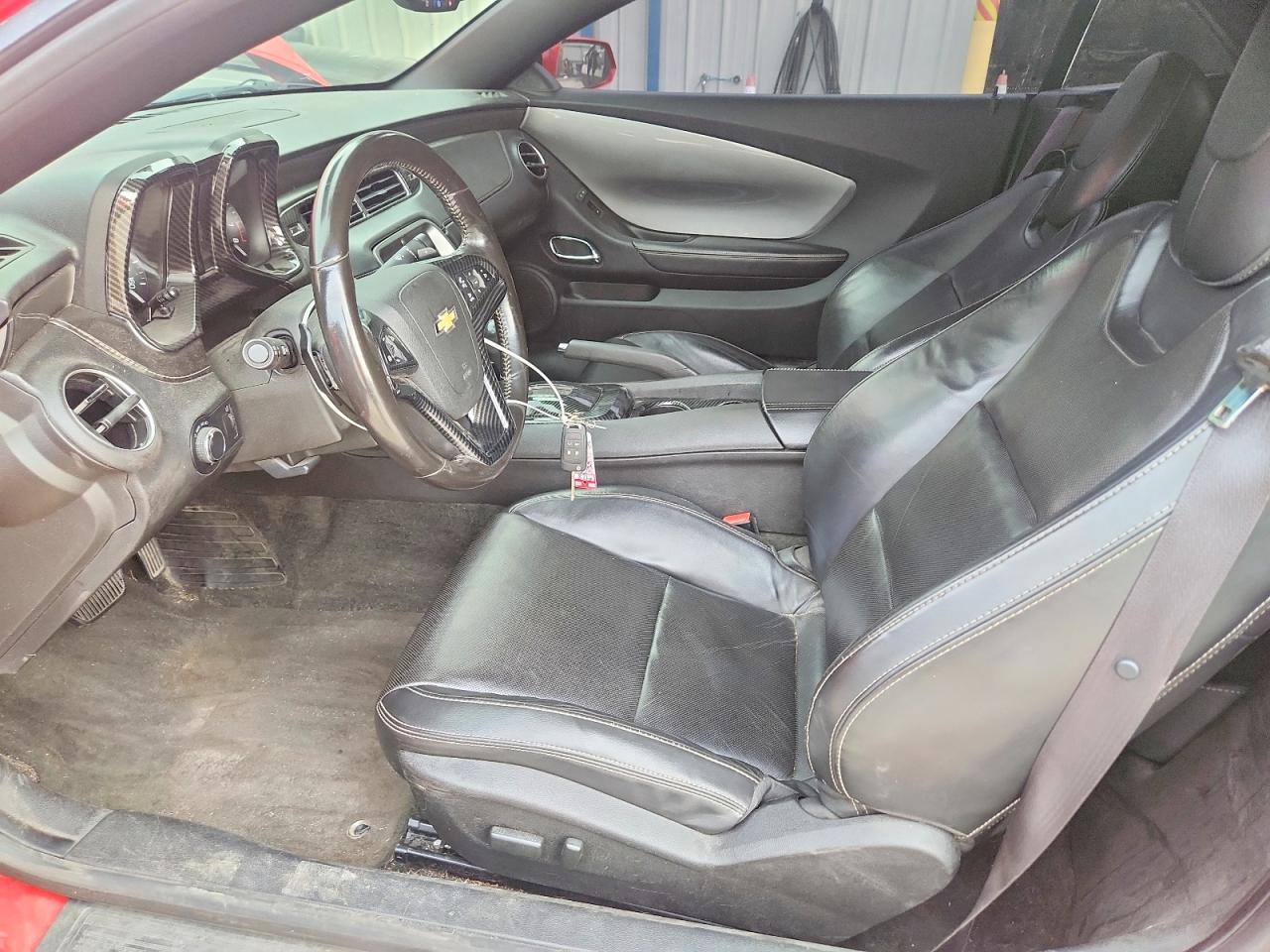 2012 Chevrolet Camaro Lt Red vin: 2G1FC3D33C9172226