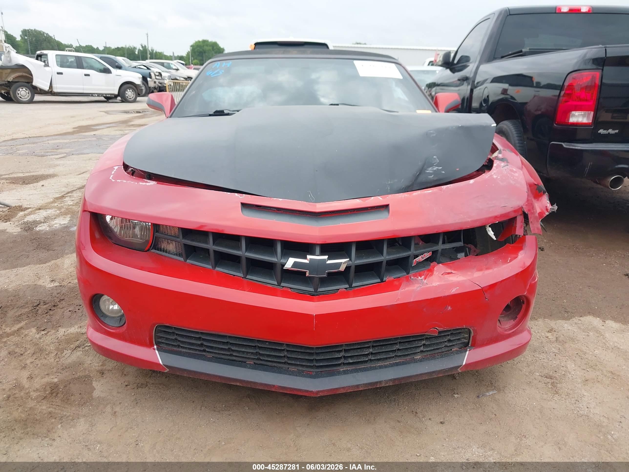 2011 Chevrolet Camaro 2lt Red vin: 2G1FC3DD1B9211287