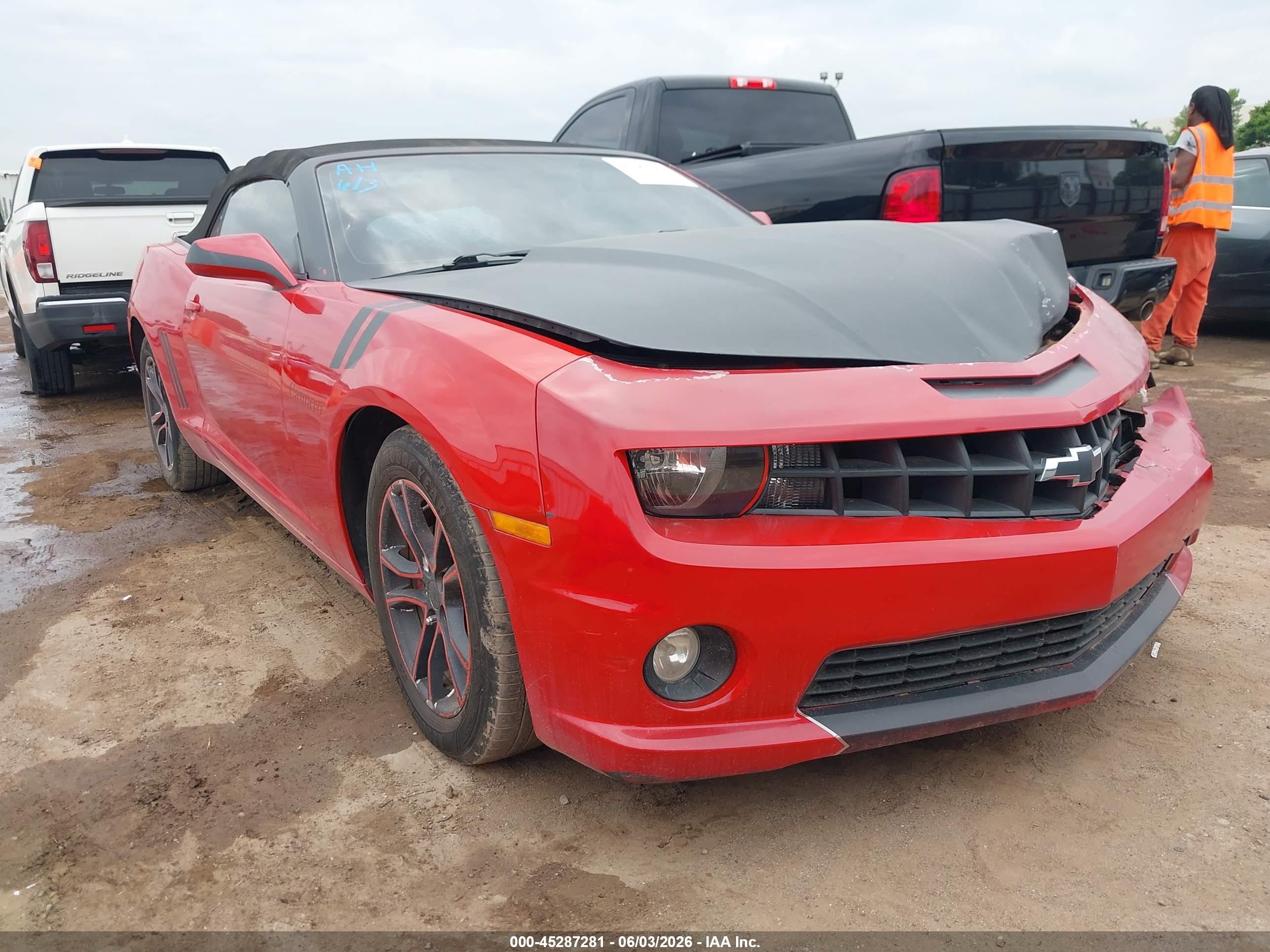 2011 Chevrolet Camaro 2lt Red vin: 2G1FC3DD1B9211287