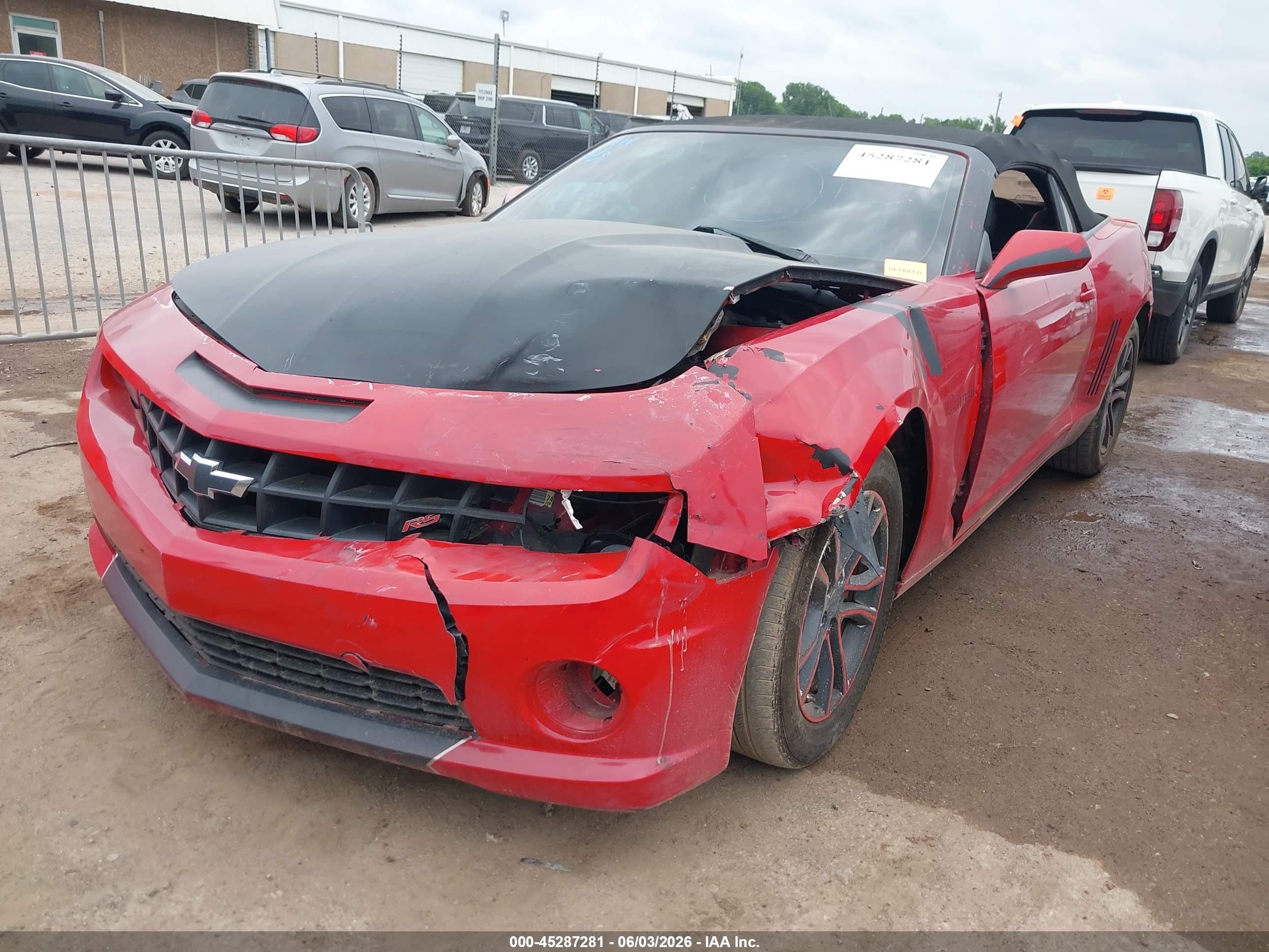 2011 Chevrolet Camaro 2lt Red vin: 2G1FC3DD1B9211287