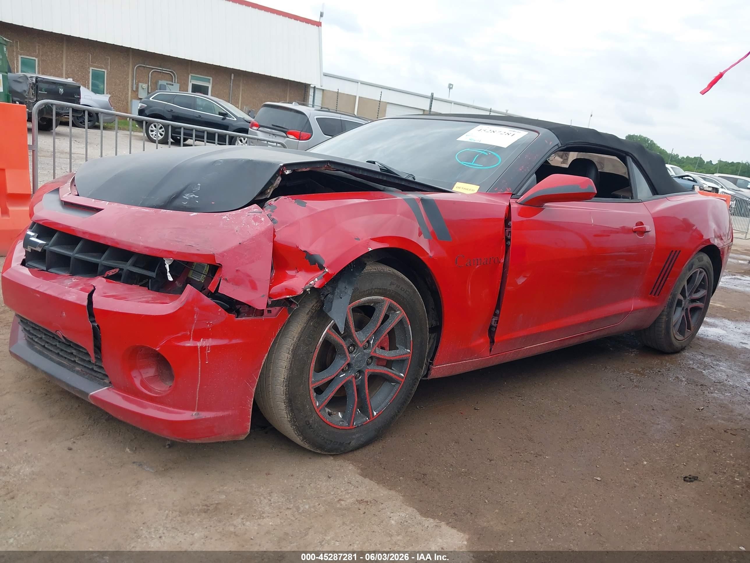 2011 Chevrolet Camaro 2lt Red vin: 2G1FC3DD1B9211287