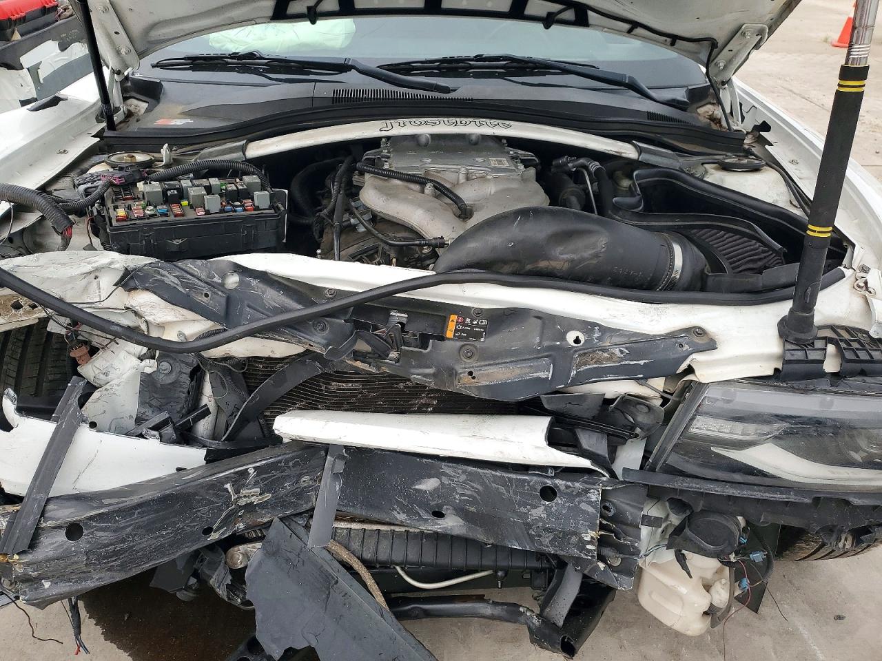 2011 Chevrolet Camaro Lt White vin: 2G1FC3DD8B9167420